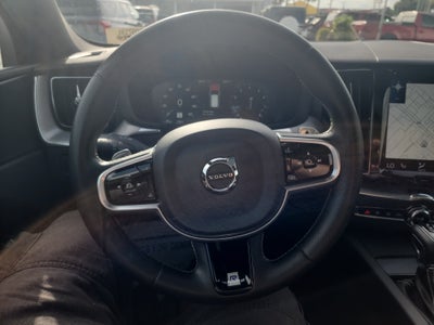 2018 Volvo XC60 R-Design