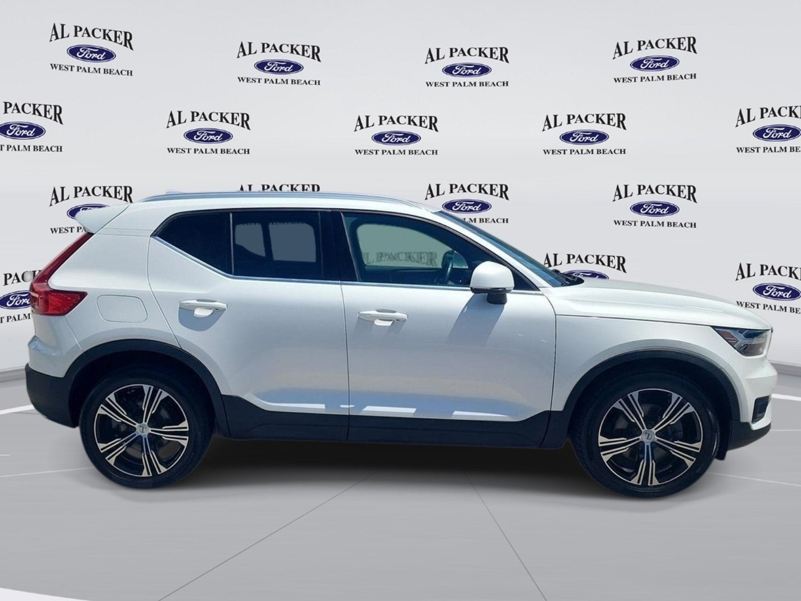 2020 Volvo XC40 Inscription