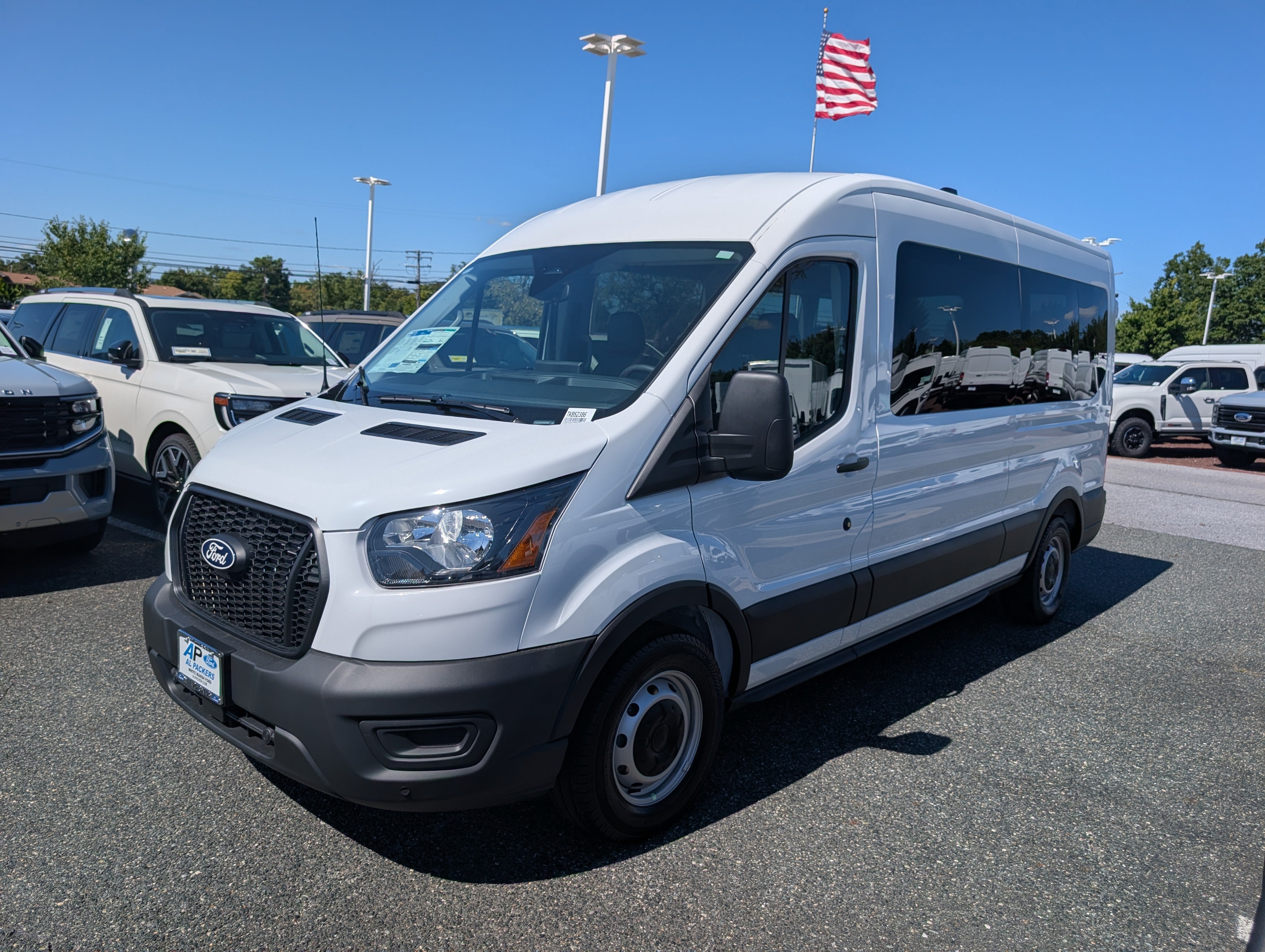 2026 Ford Transit Passenger Wagon XL