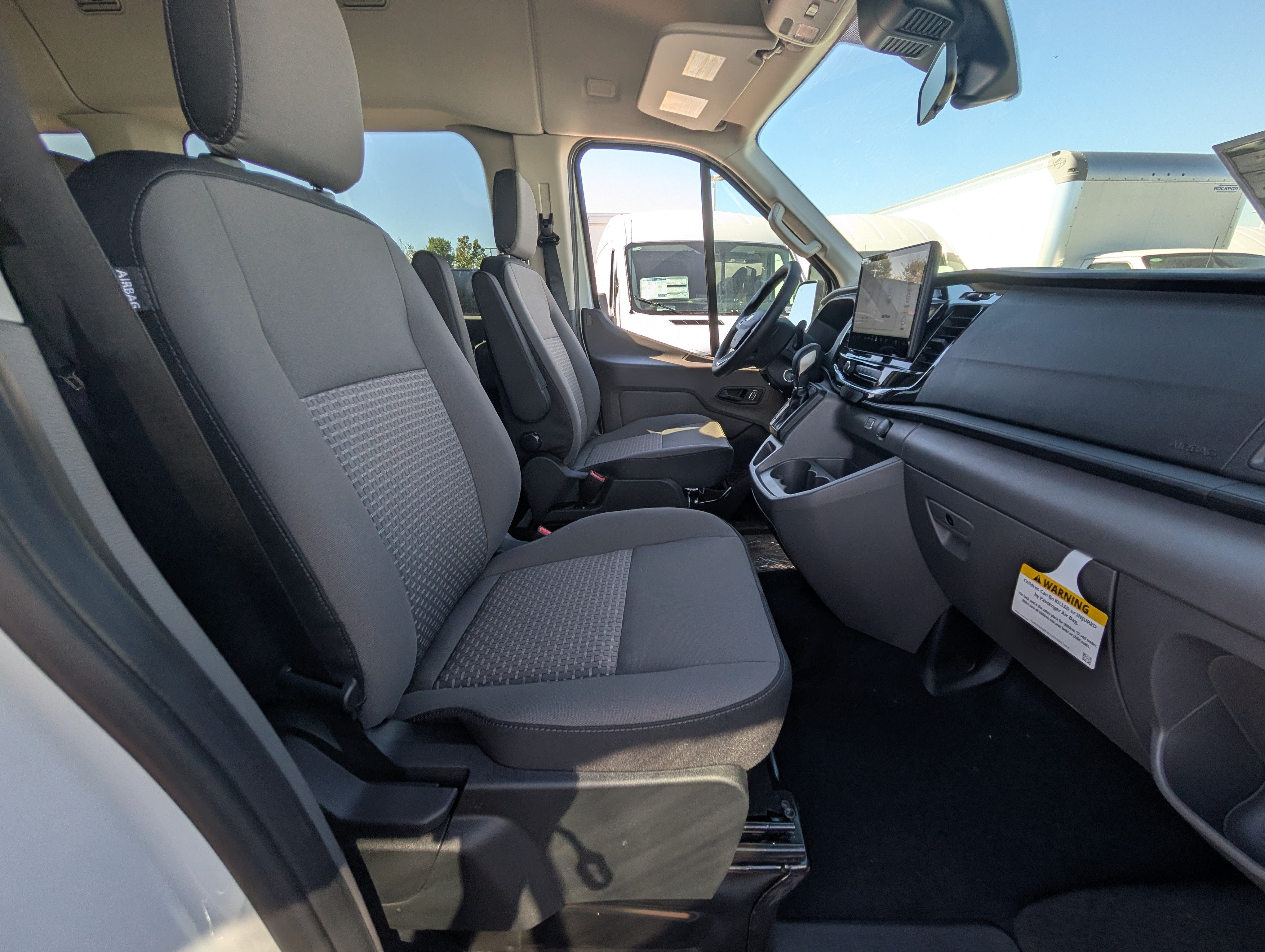 2027 Ford Transit Passenger Wagon XLT