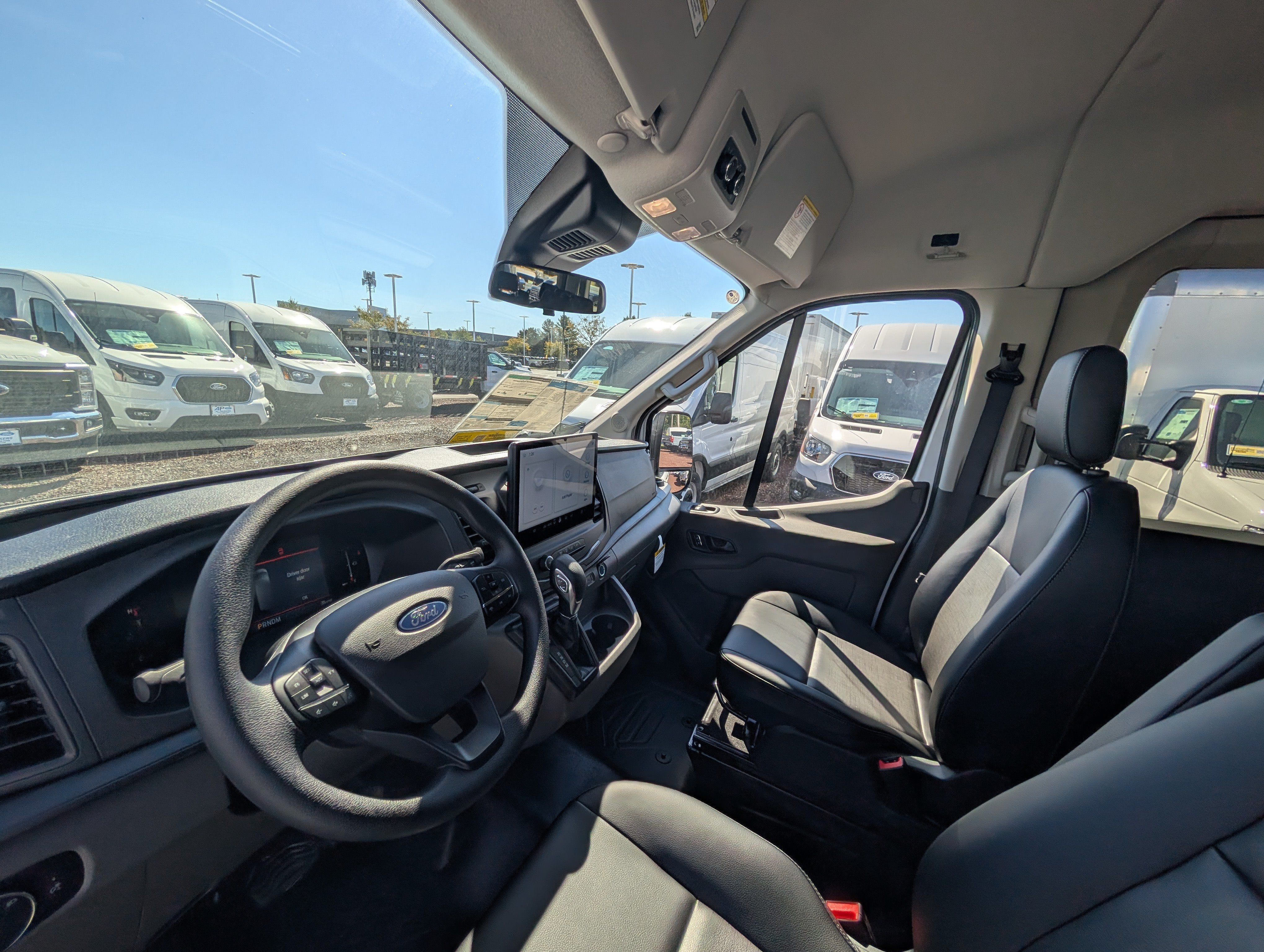 2026 Ford Transit Passenger Wagon XL