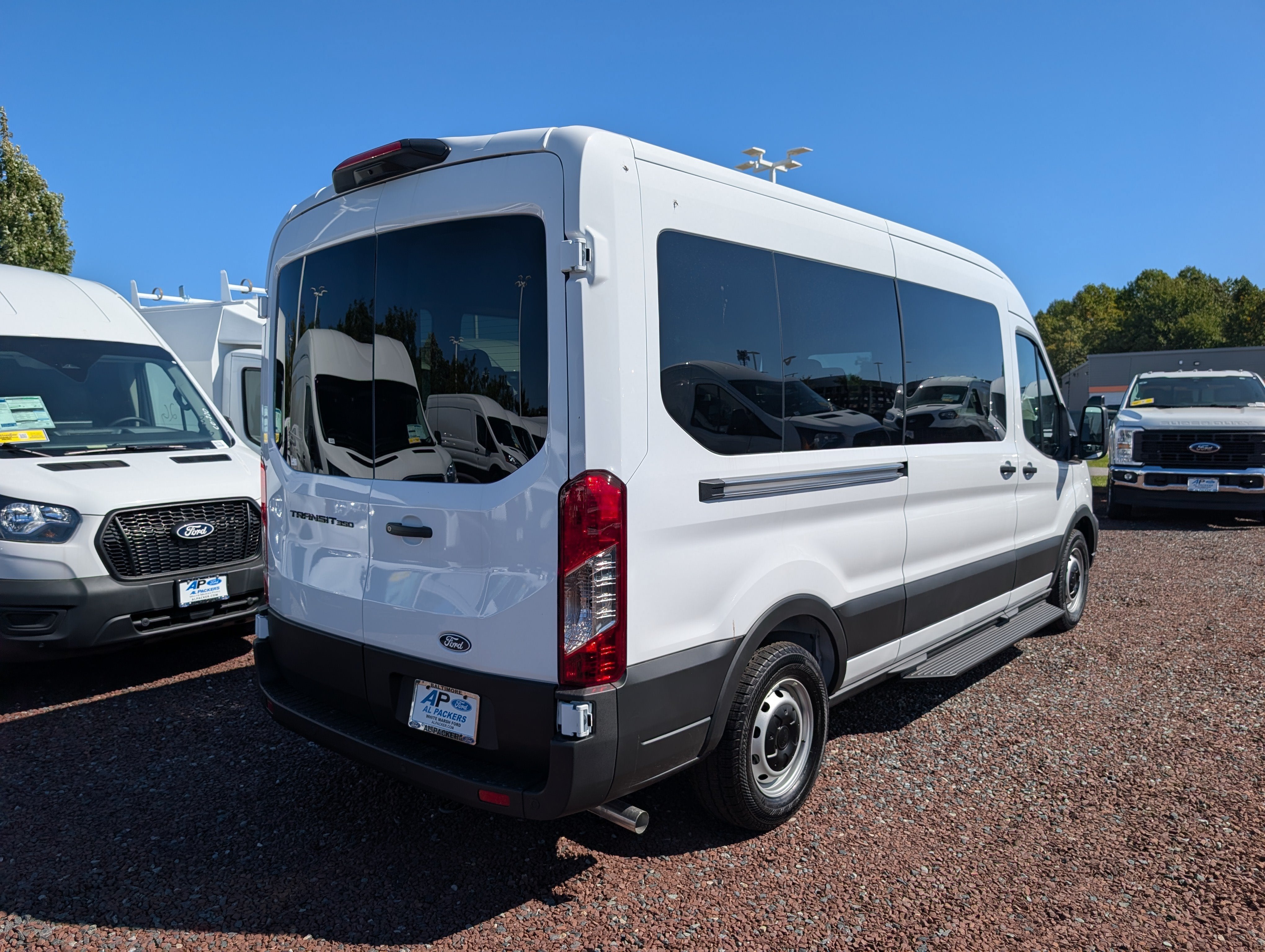 2026 Ford Transit Passenger Wagon XL