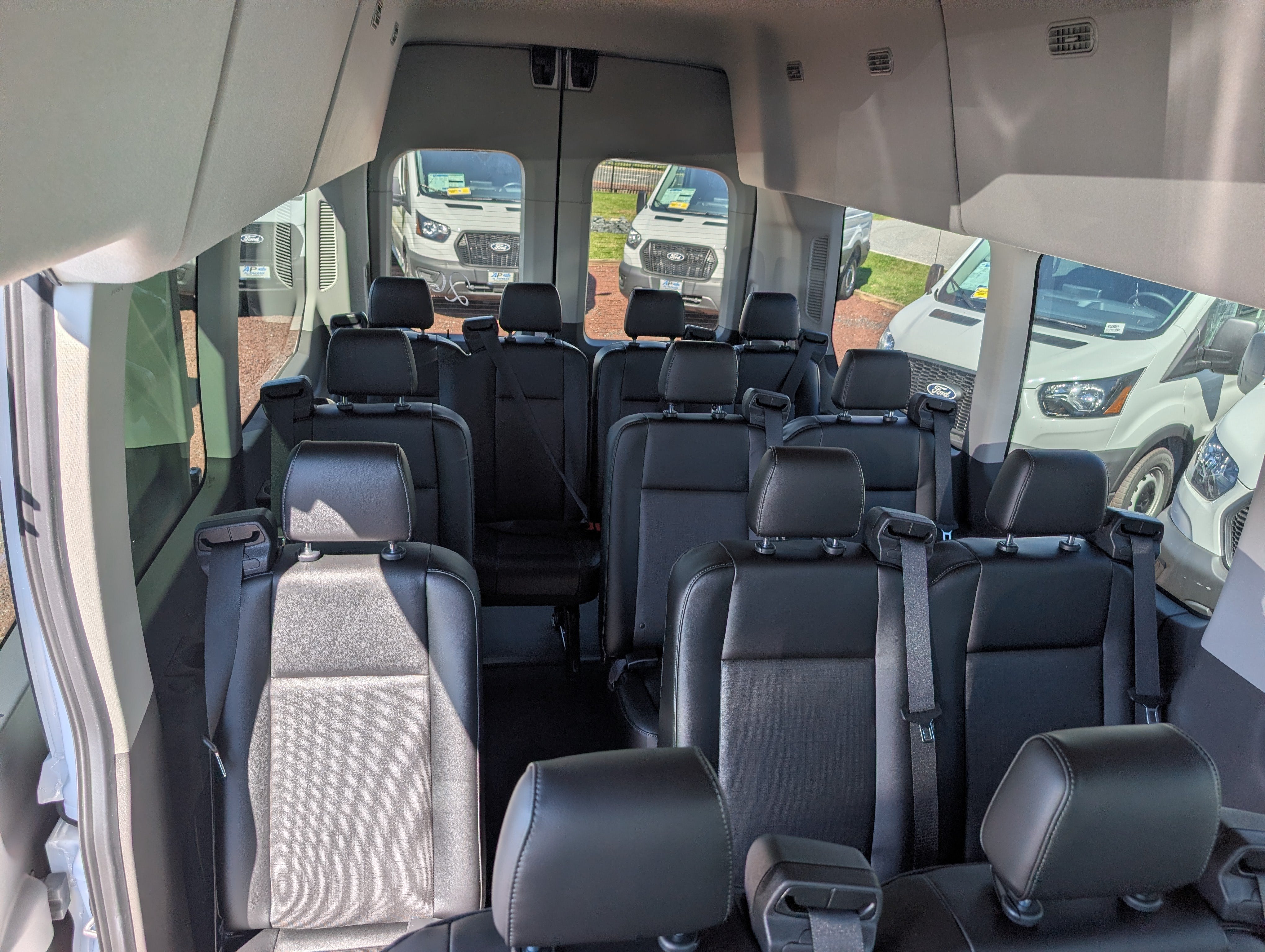 2027 Ford Transit Passenger Wagon XL