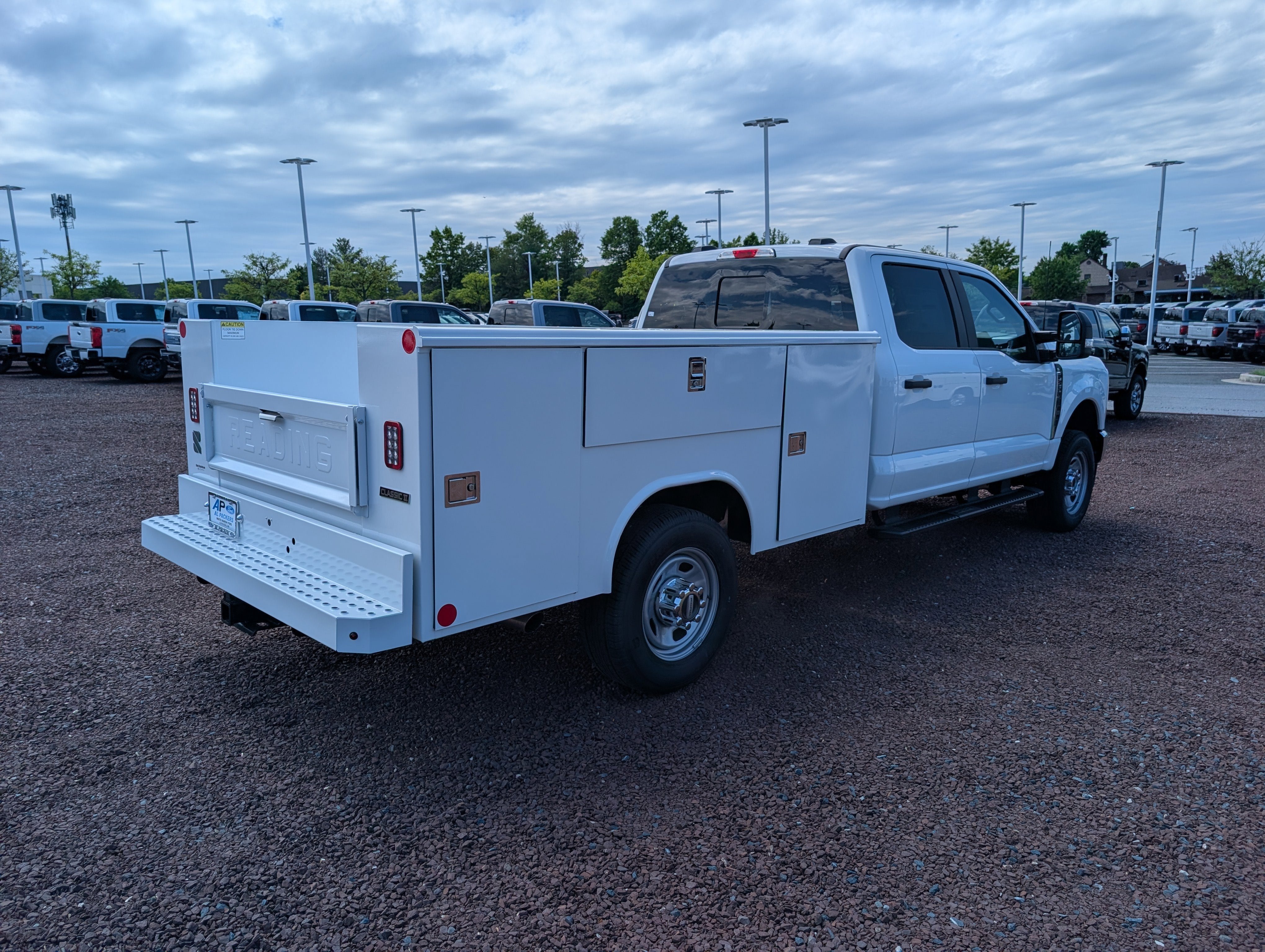 2026 Ford Super Duty F-350 SRW XL