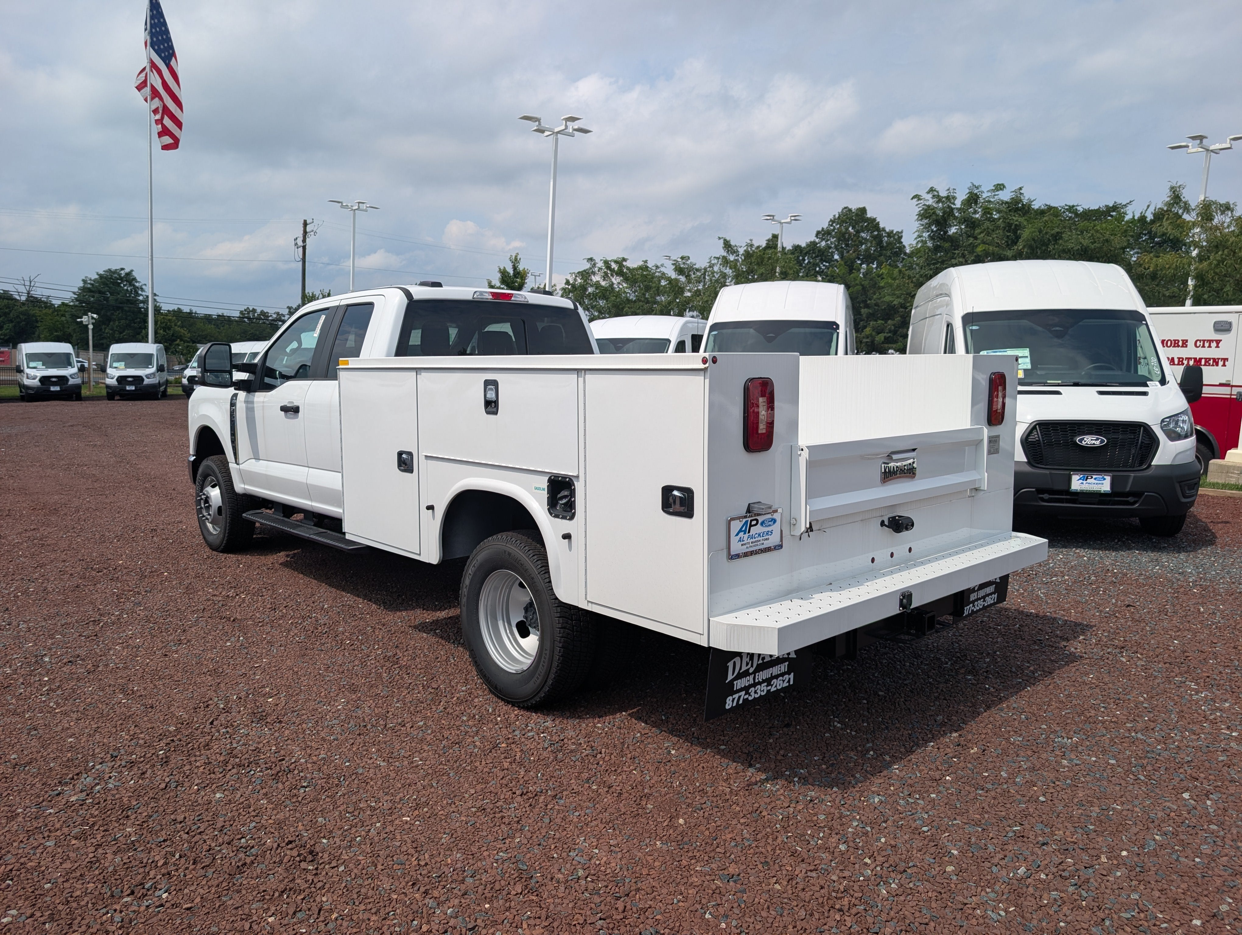 2026 Ford Super Duty F-350 DRW XL