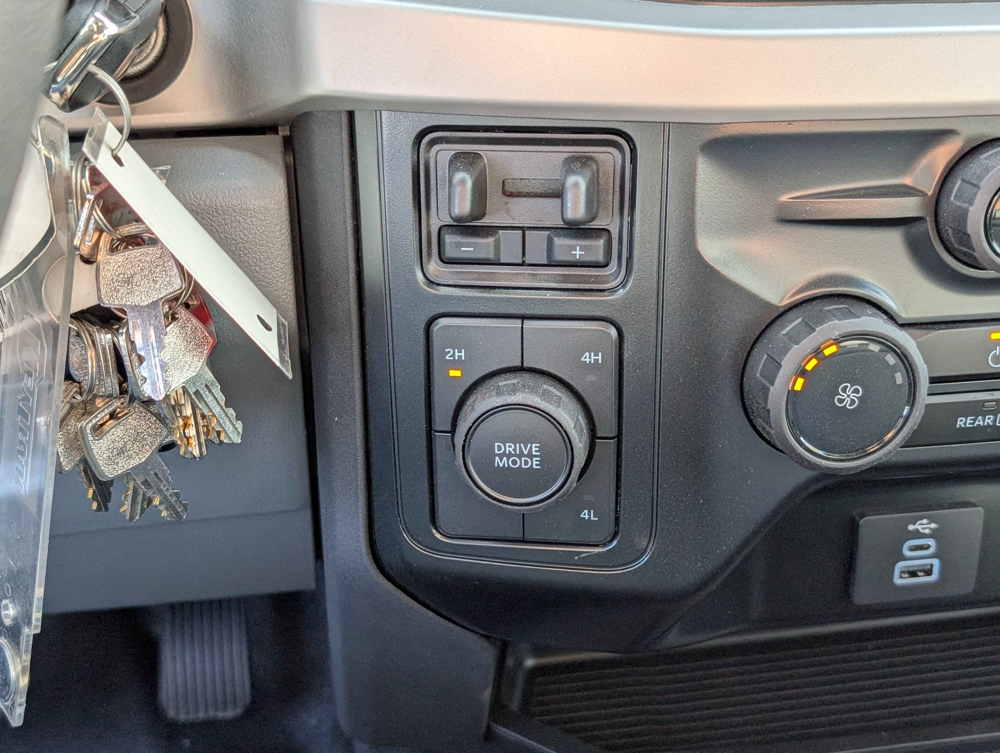 2026 Ford Super Duty F-450 DRW XL