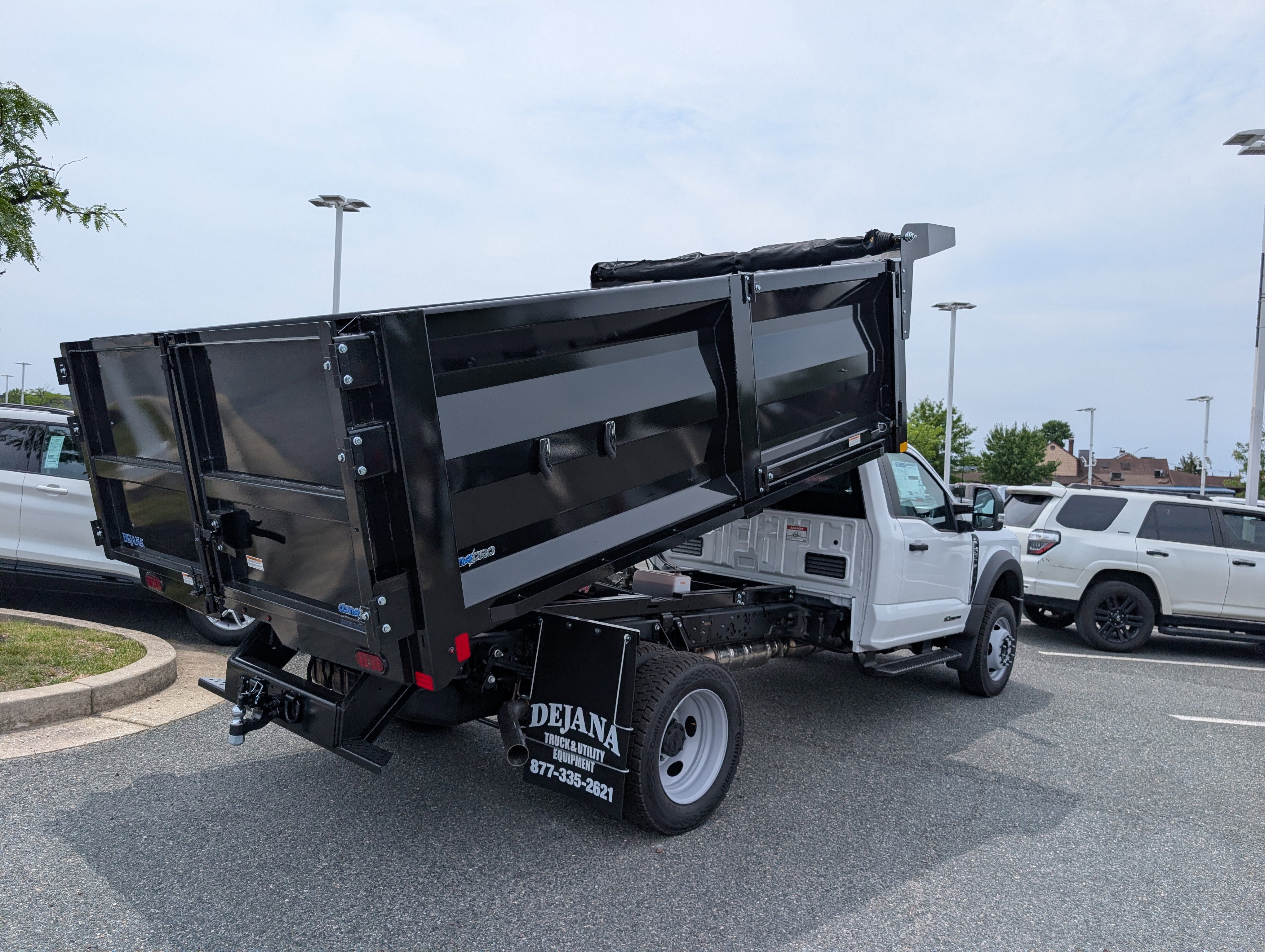 2026 Ford Super Duty F-550 DRW XL