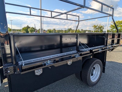 2025 Ford Super Duty F-550 DRW XL