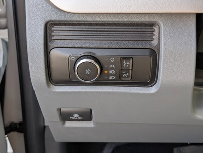 2025 Ford Super Duty F-550 DRW XL