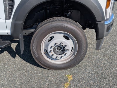 2025 Ford Super Duty F-550 DRW XL