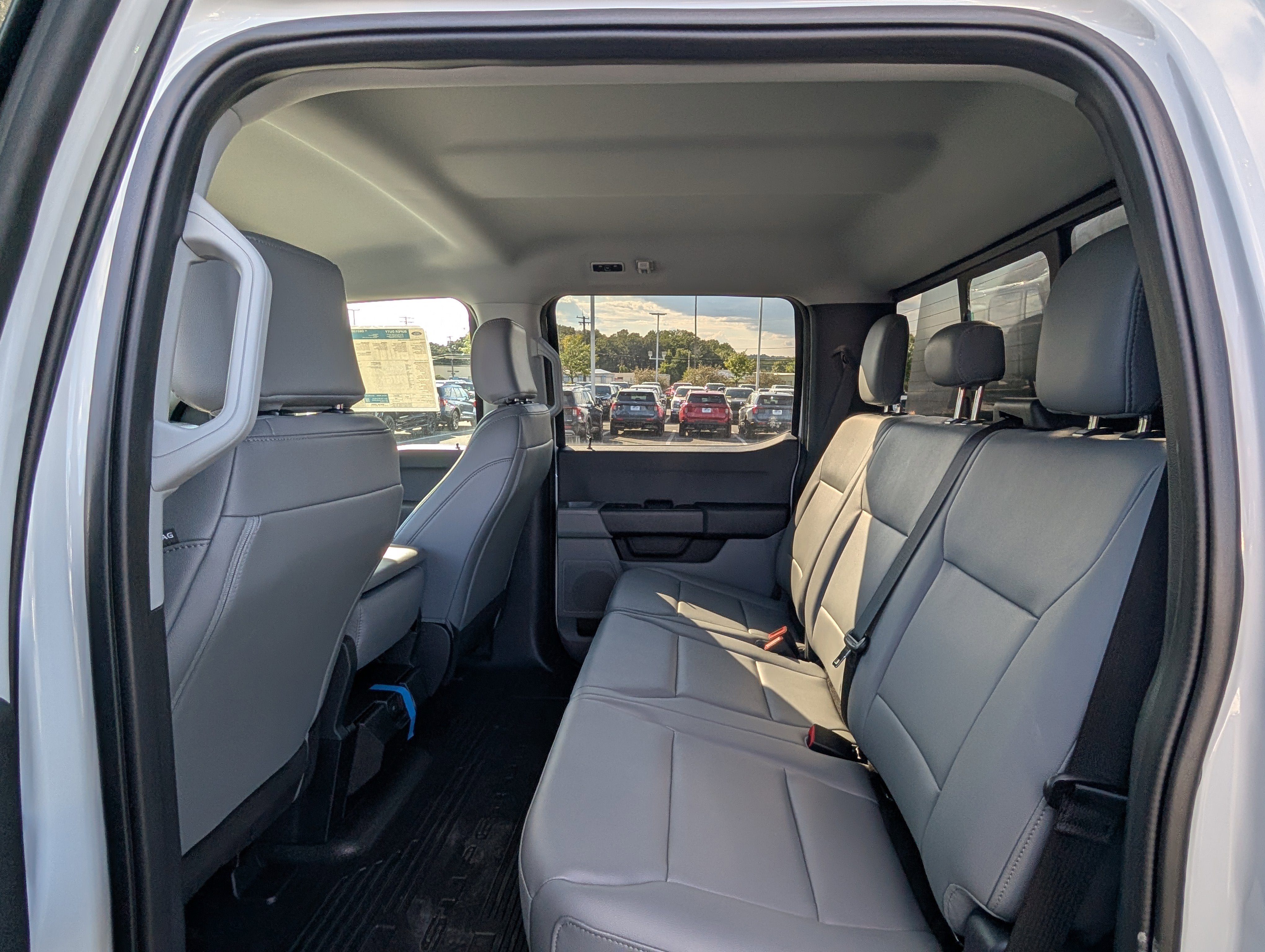 2025 Ford Super Duty F-550 DRW XL