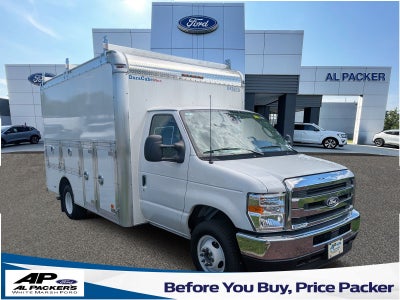 2026 Ford E-Series Cutaway E-350 SRW