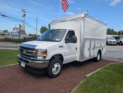 2026 Ford E-Series Cutaway E-350 SRW