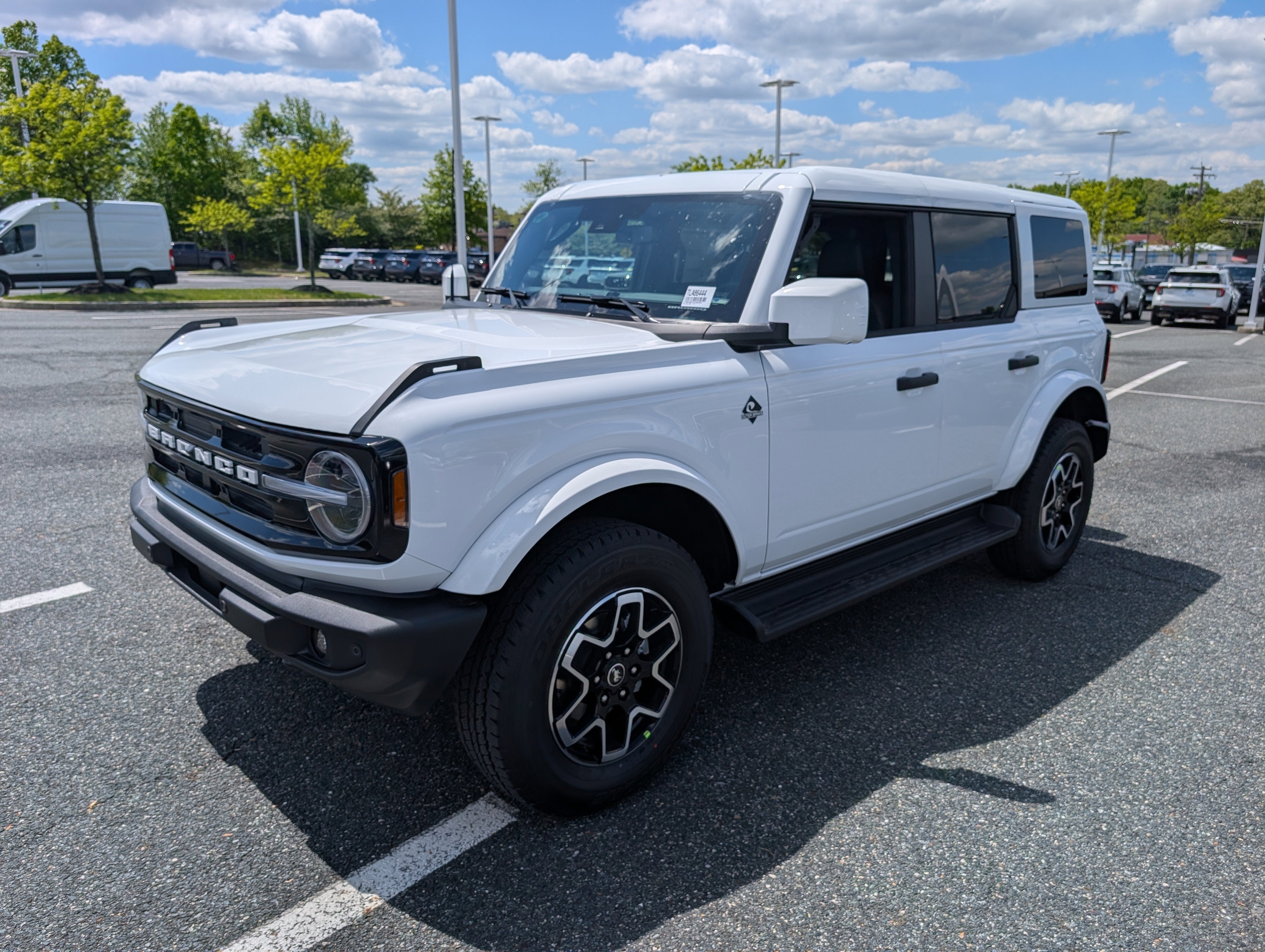 2026 Ford Bronco Outer Banks