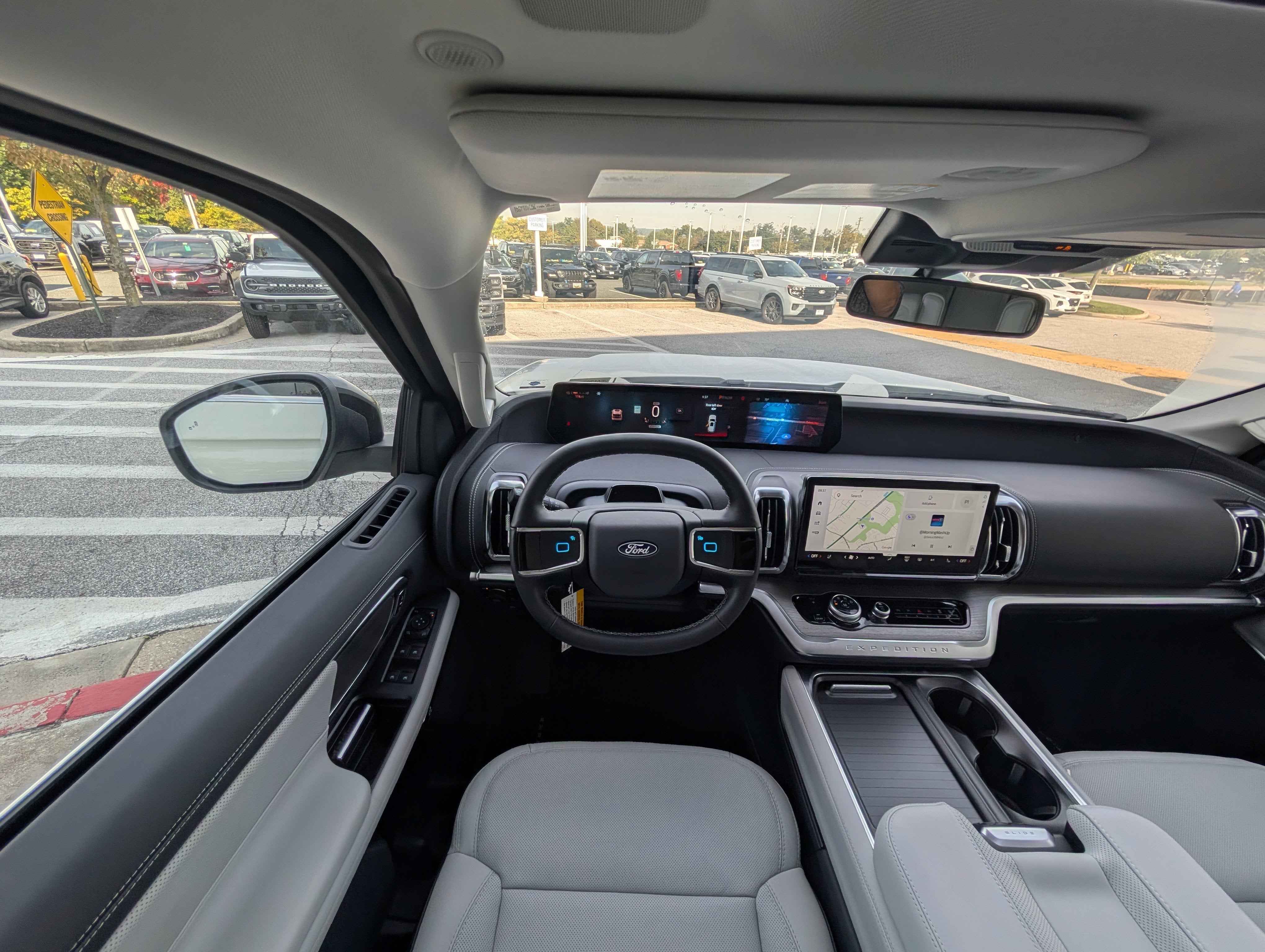 2027 Ford Expedition Platinum