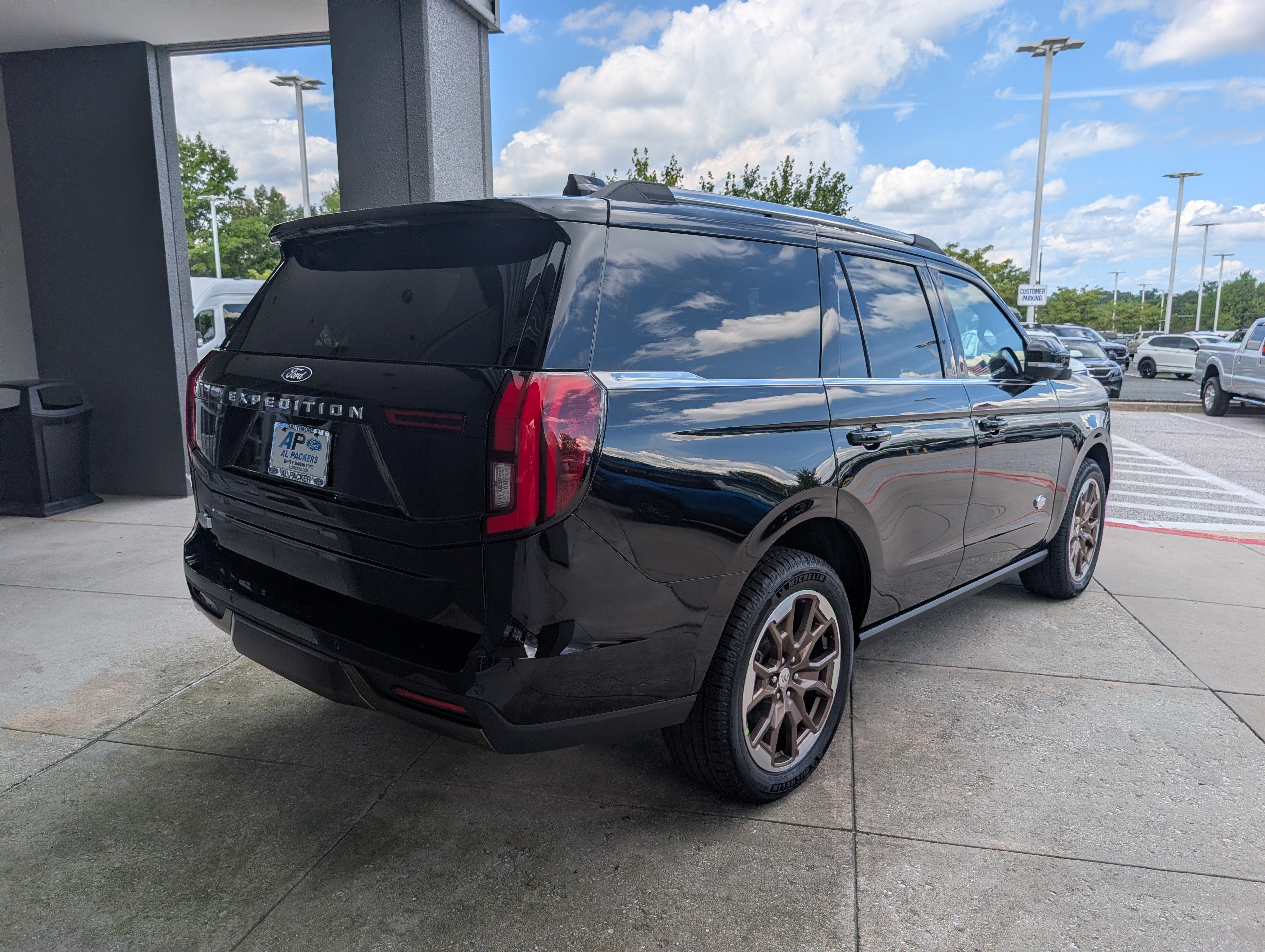 2027 Ford Expedition King Ranch
