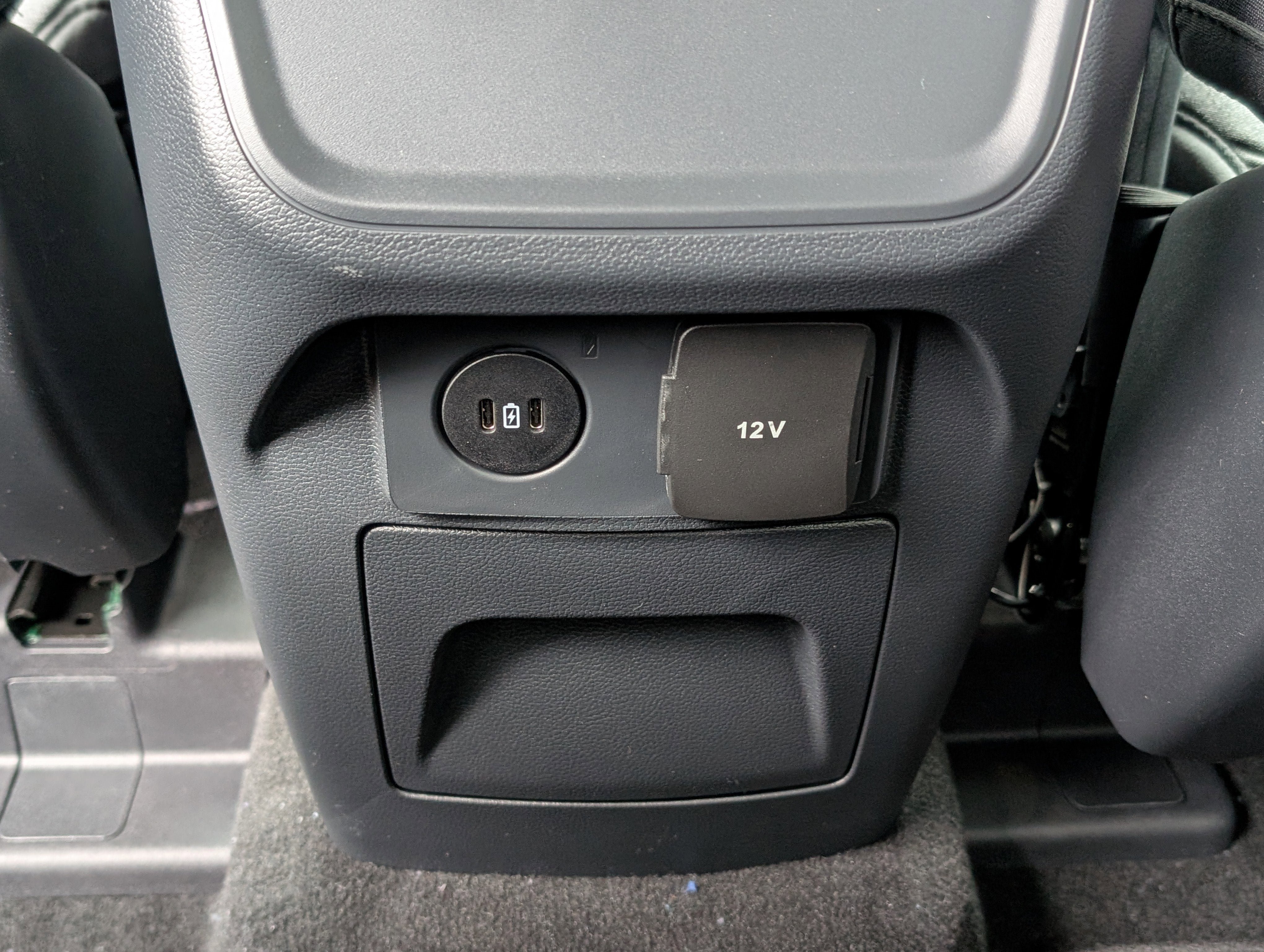 2026 Ford Explorer Active with 200A Pkg