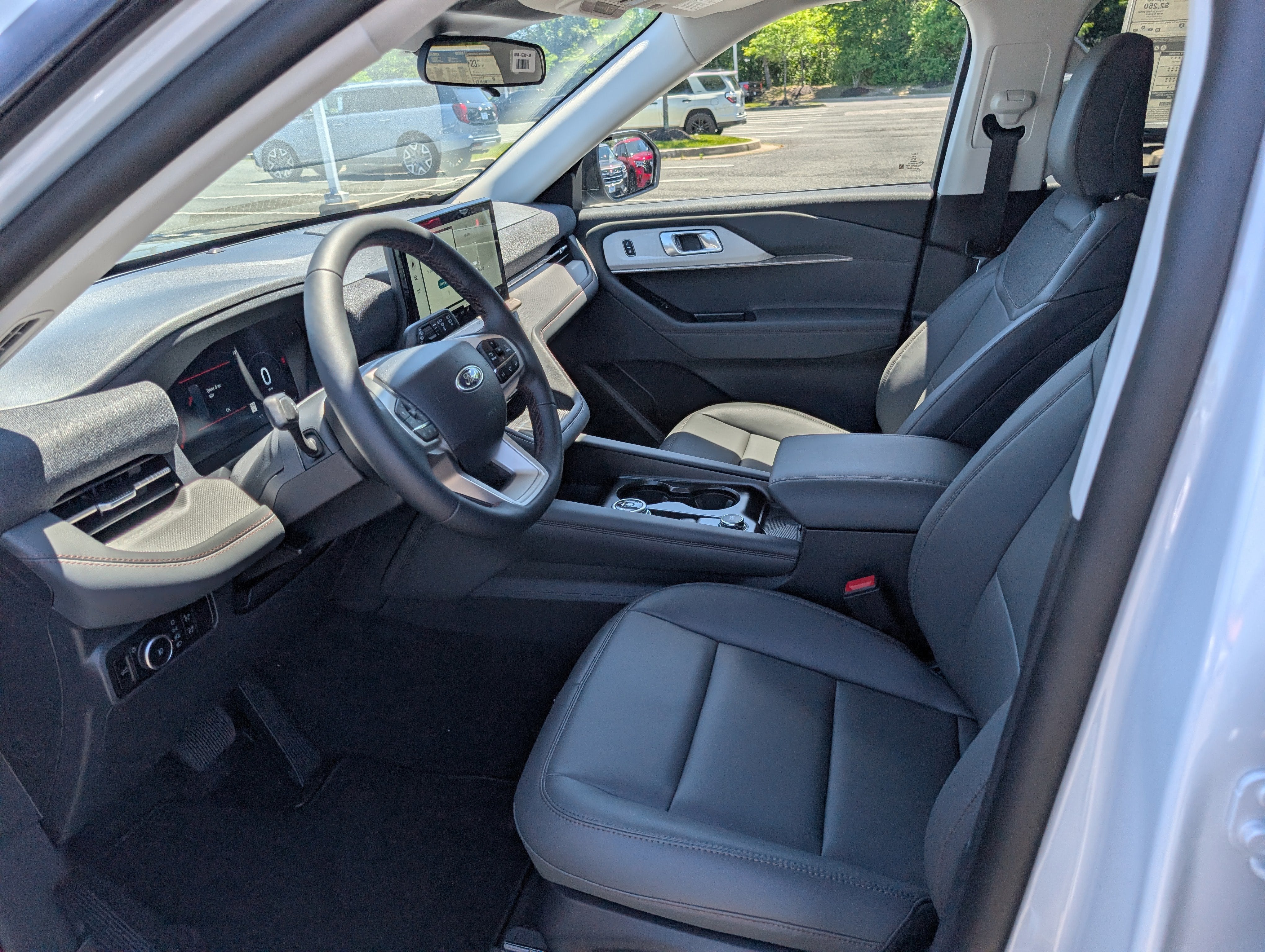 2026 Ford Explorer Active with 200A Pkg