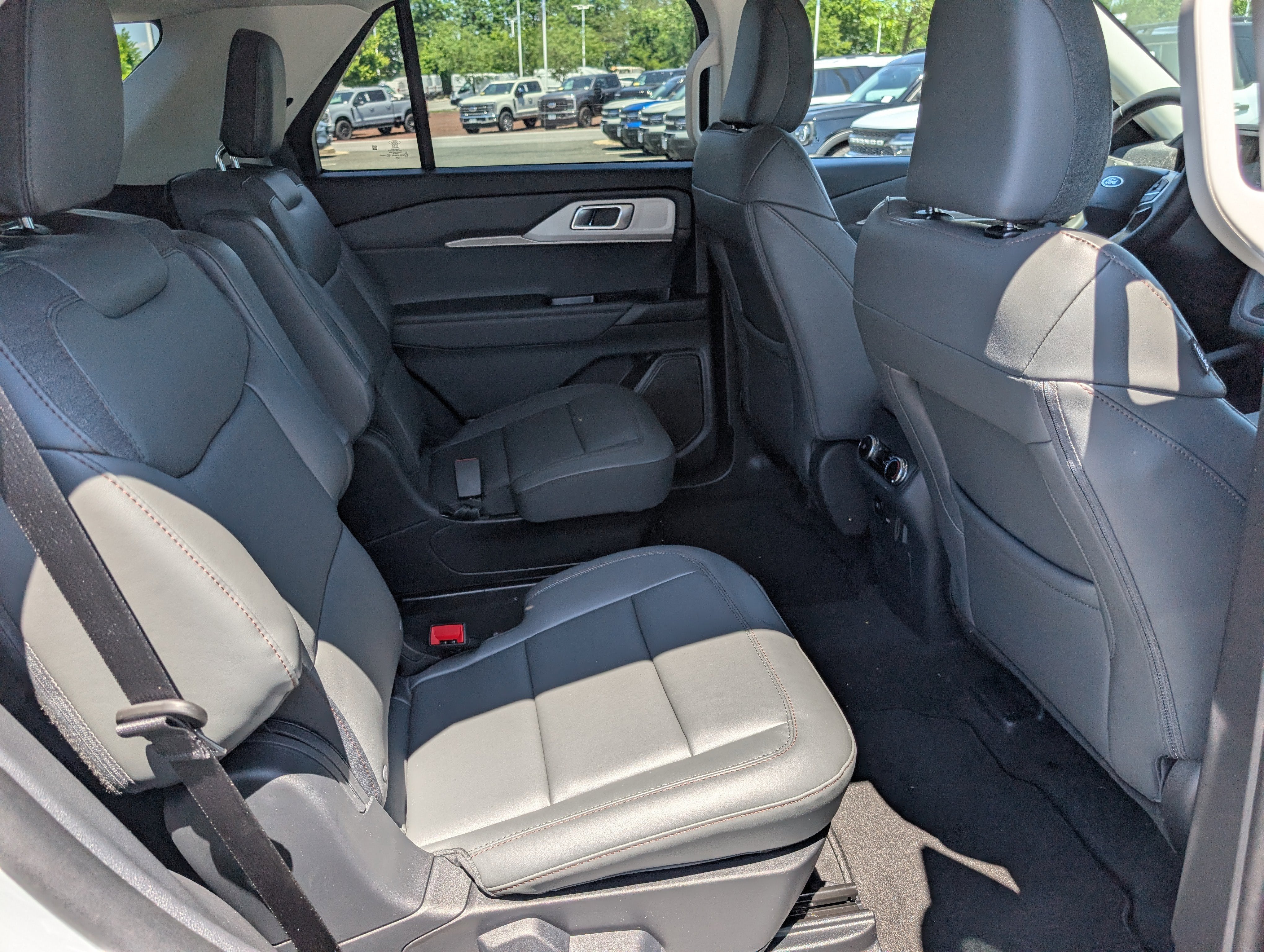 2026 Ford Explorer Active with 200A Pkg