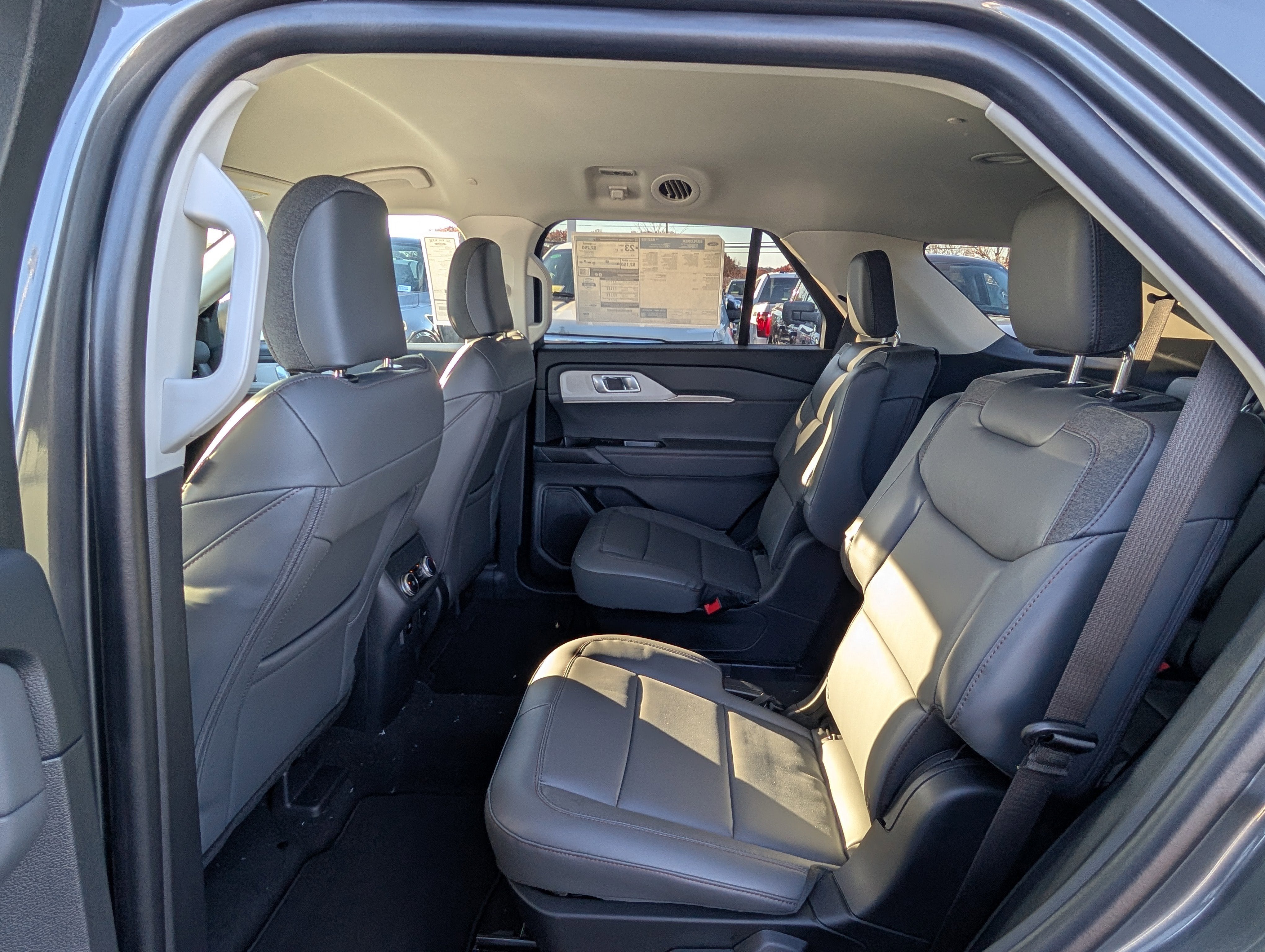 2026 Ford Explorer Active with 200A Pkg