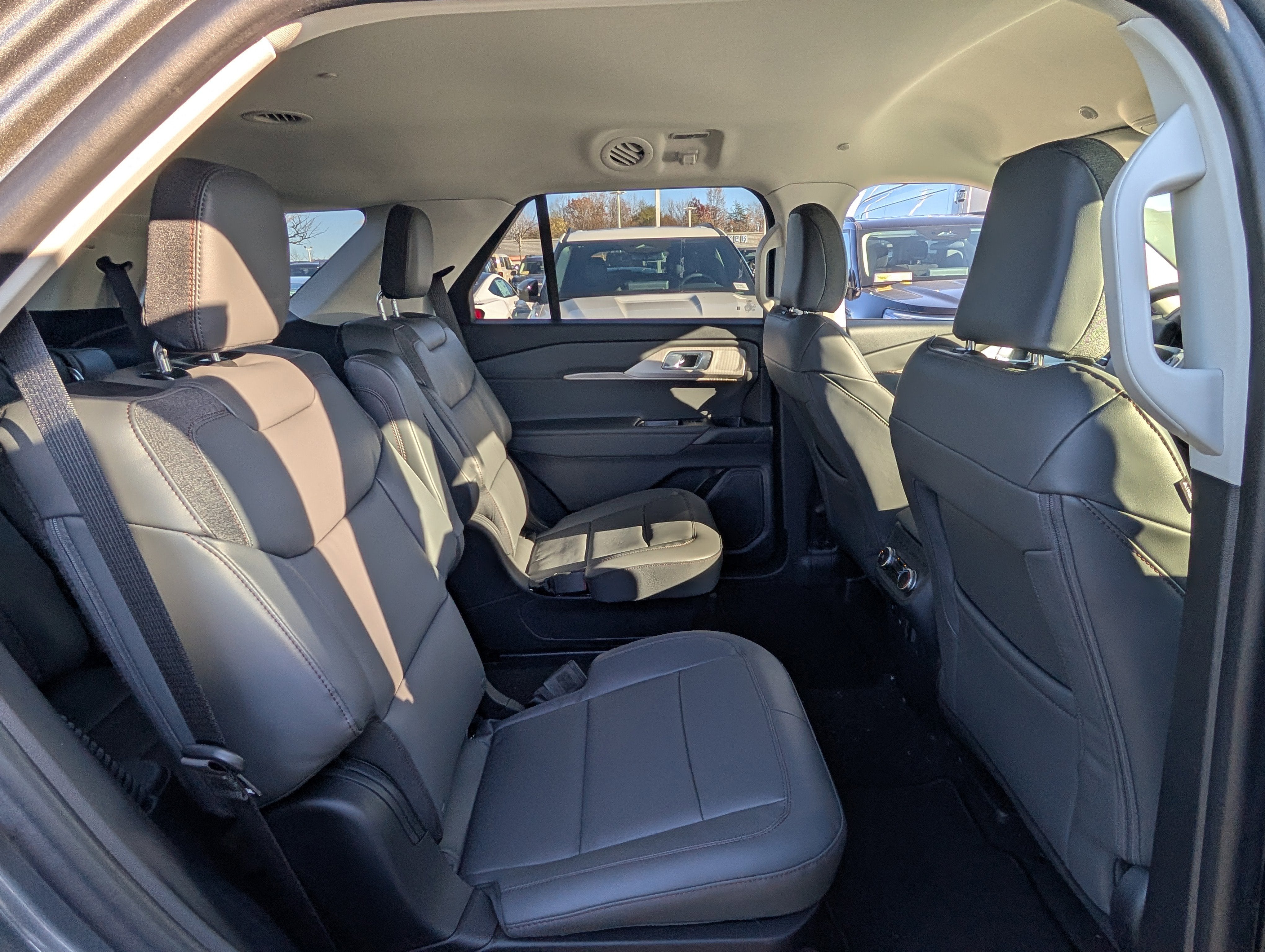 2026 Ford Explorer Active with 200A Pkg