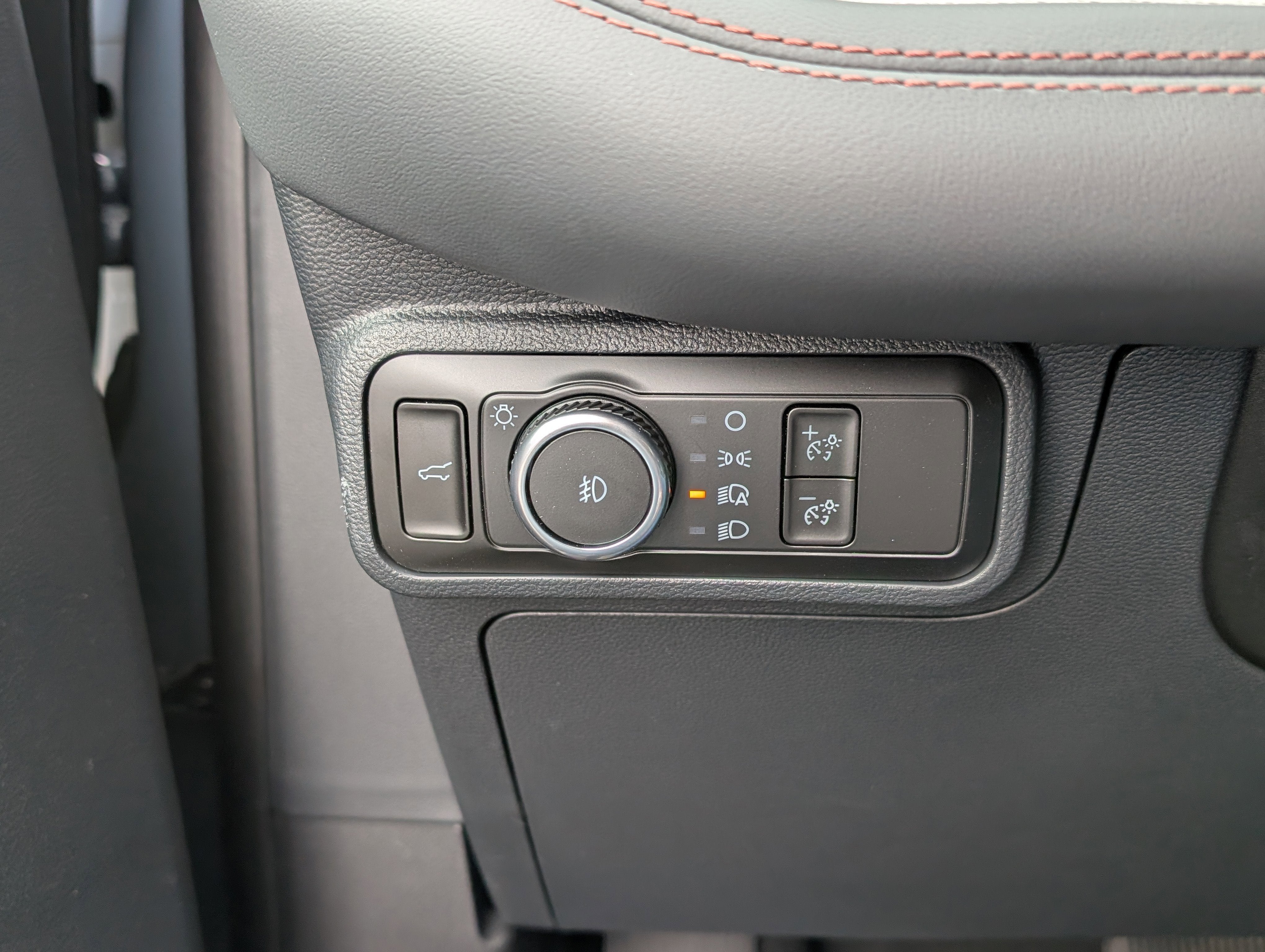 2026 Ford Explorer Active with 200A Pkg