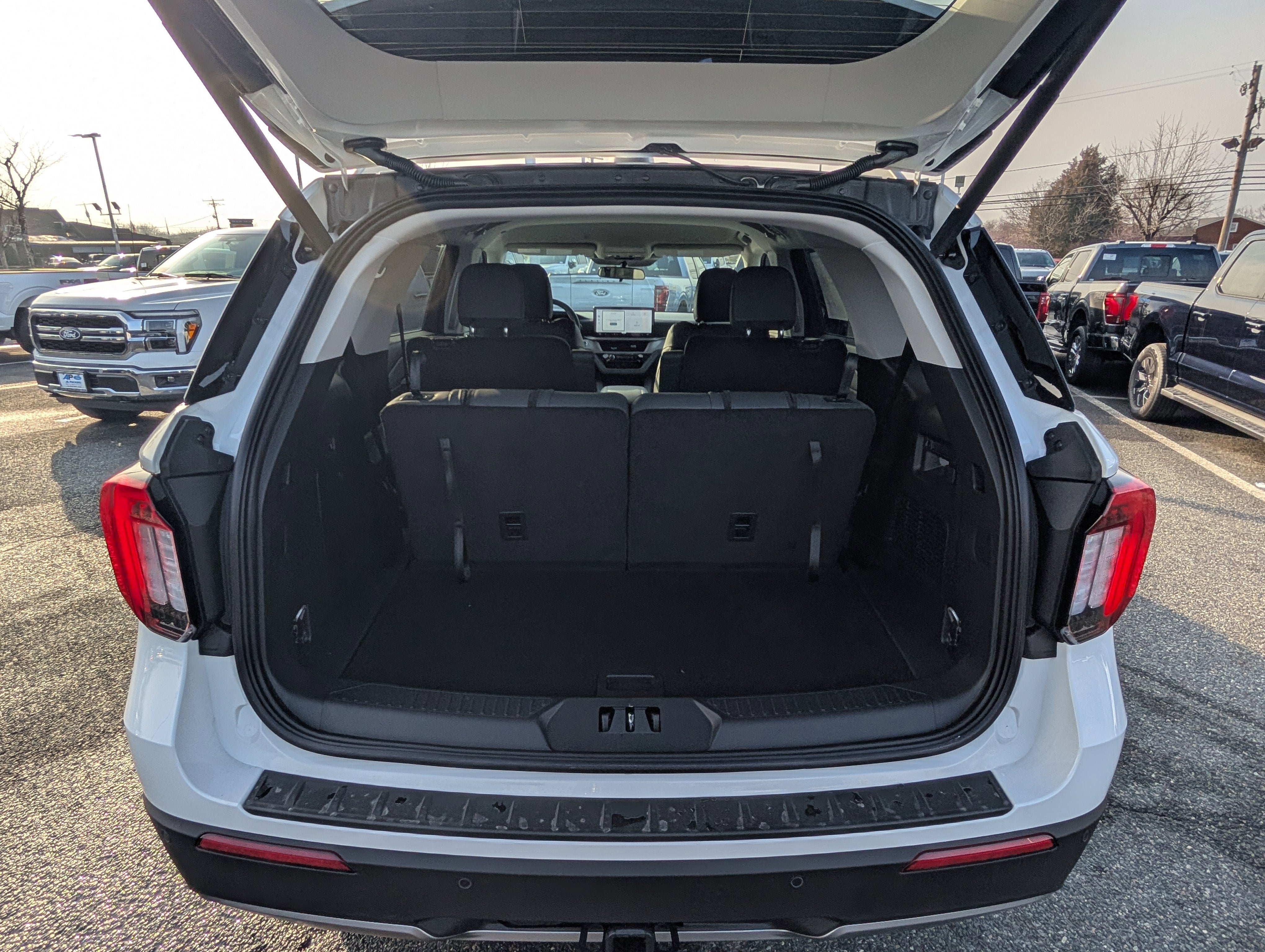 2026 Ford Explorer Active with 200A Pkg