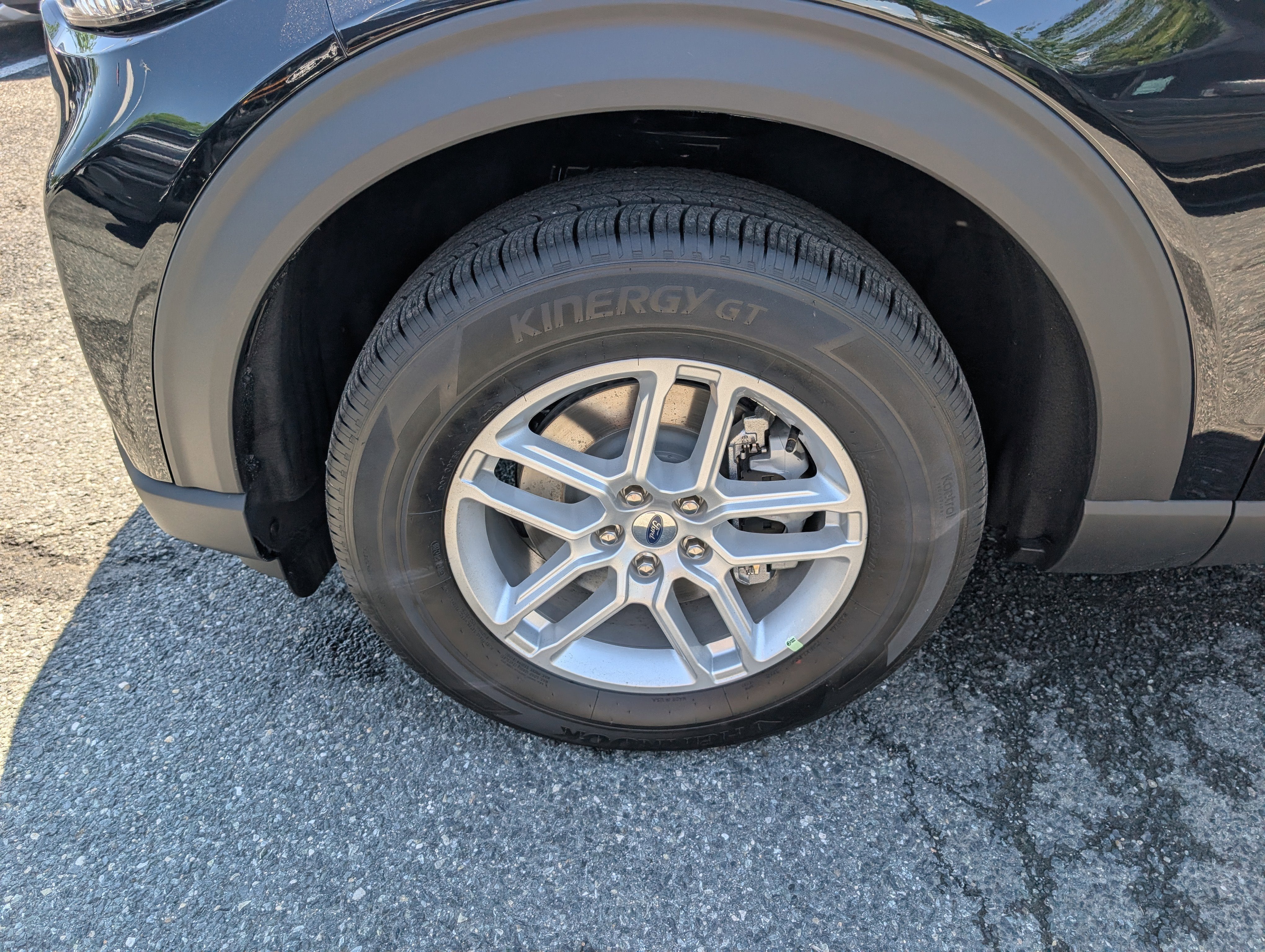 2026 Ford Explorer Active with 200A Pkg
