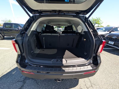 2026 Ford Explorer Active with 200A Pkg