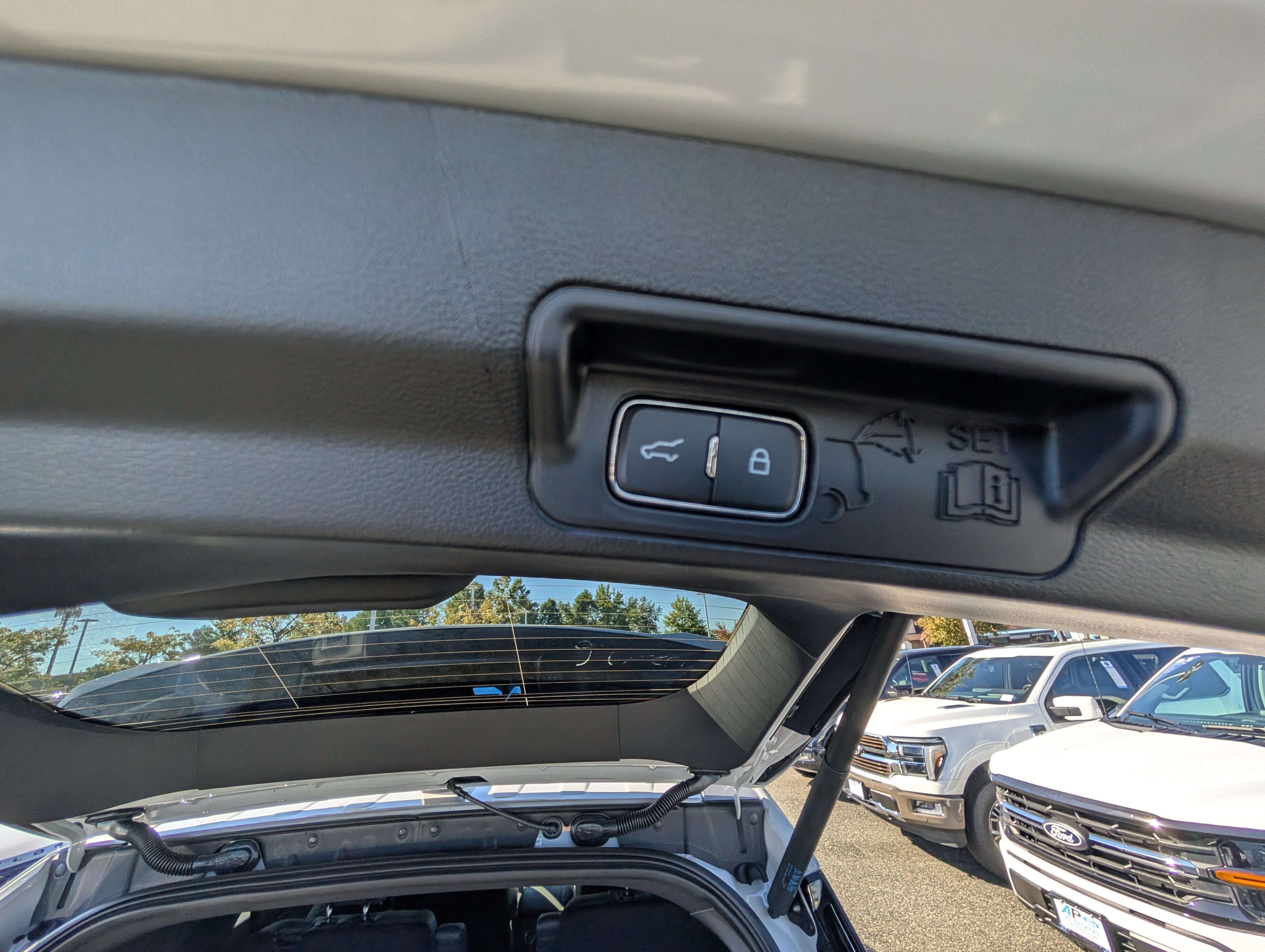 2027 Ford Explorer Active with 200A Pkg