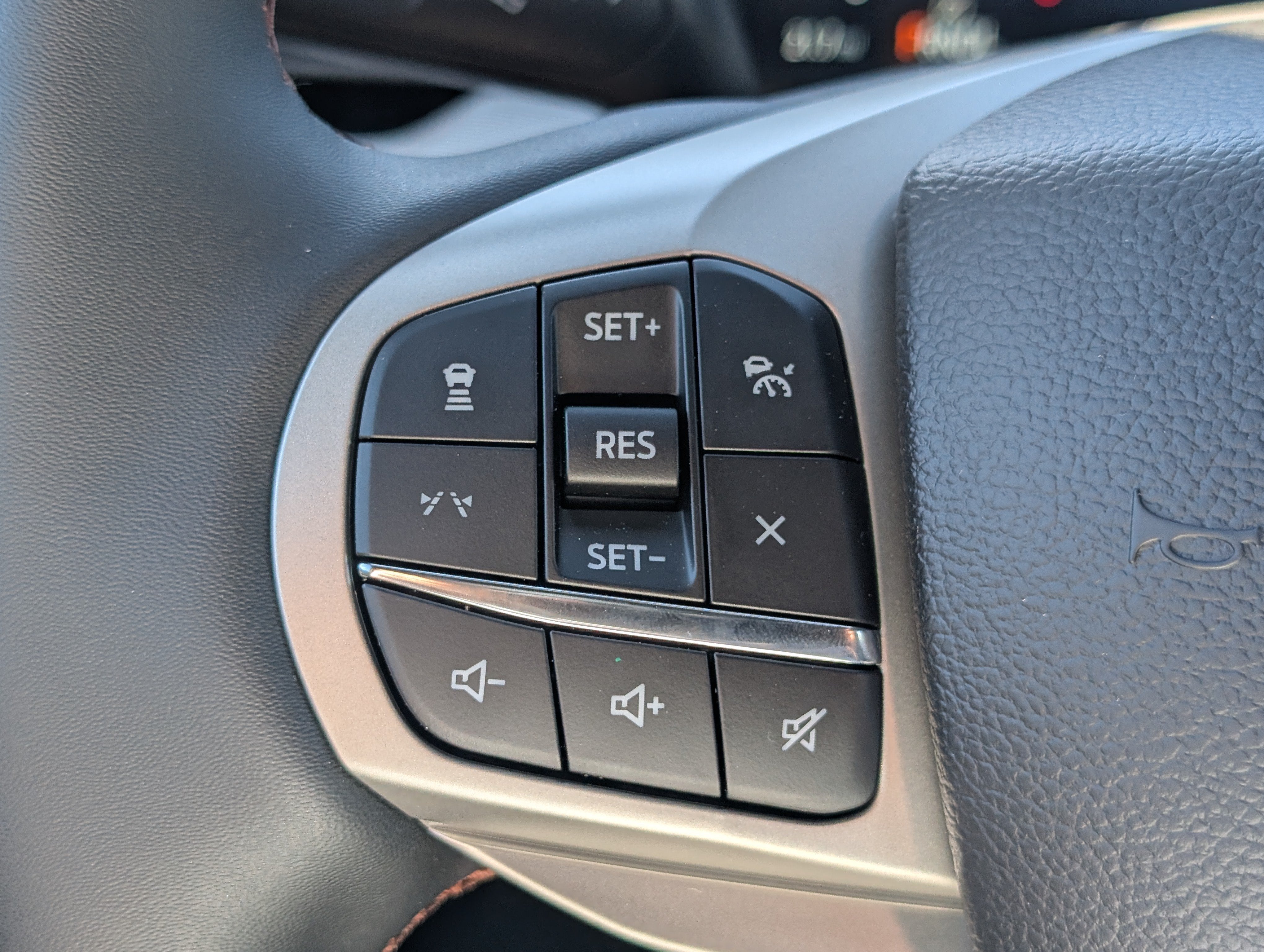2027 Ford Explorer Active with 200A Pkg