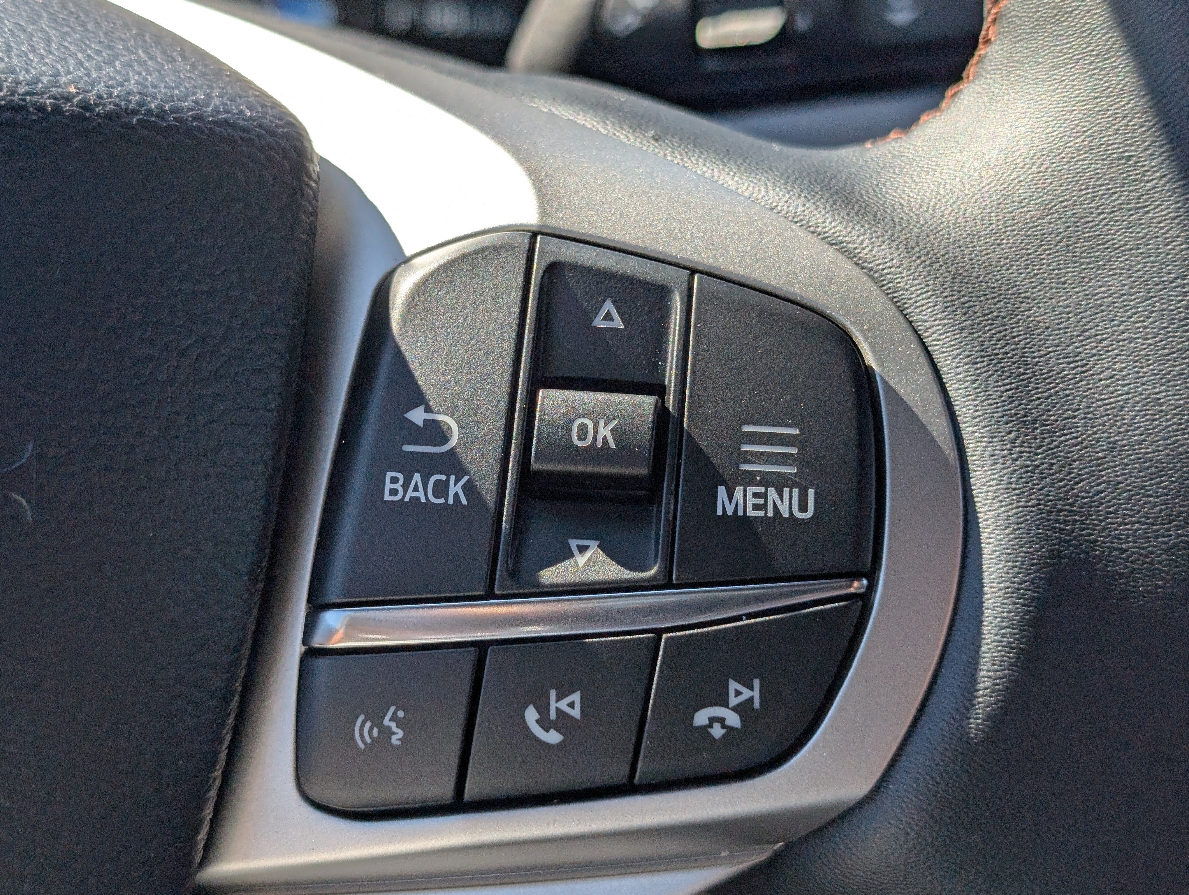 2027 Ford Explorer Active with 200A Pkg