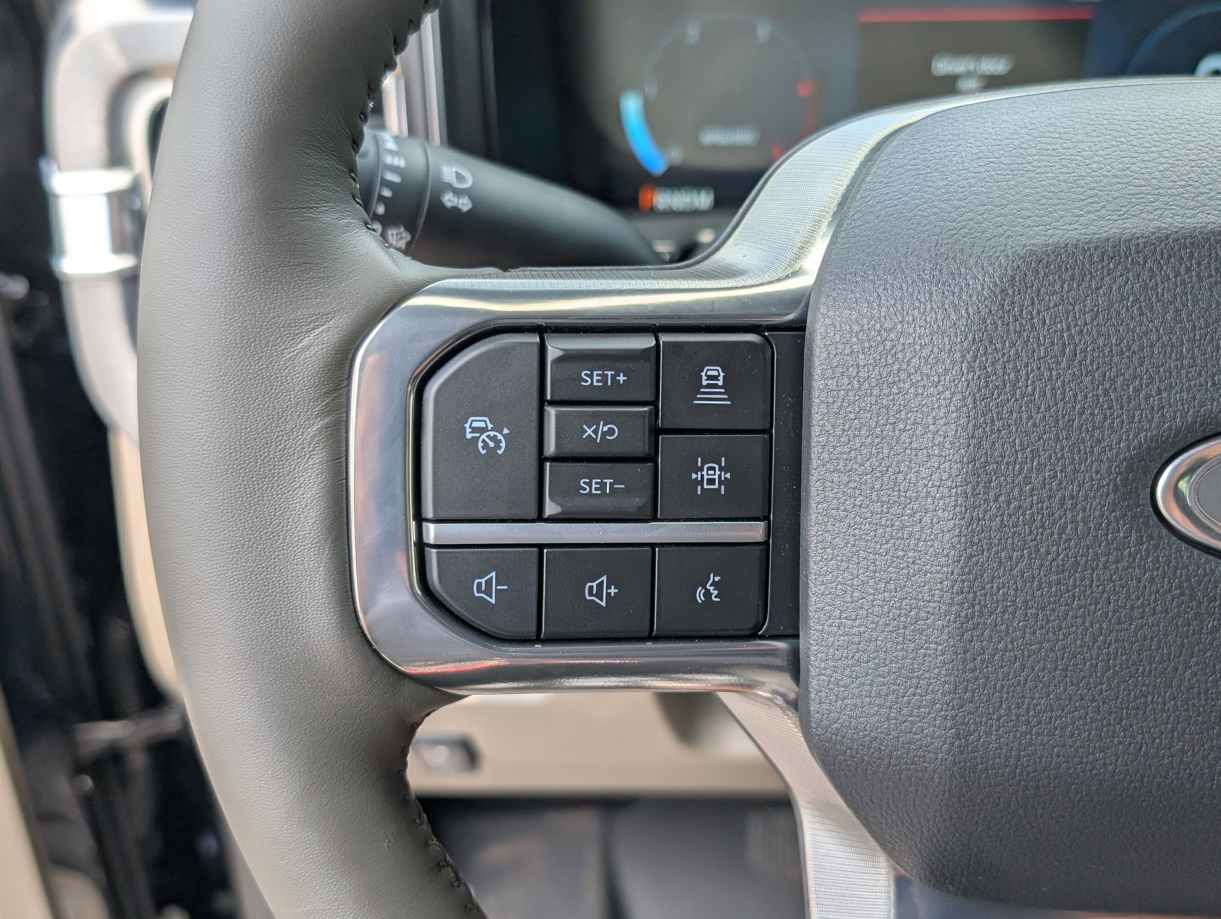 2025 Ford Super Duty F-250 SRW Platinum