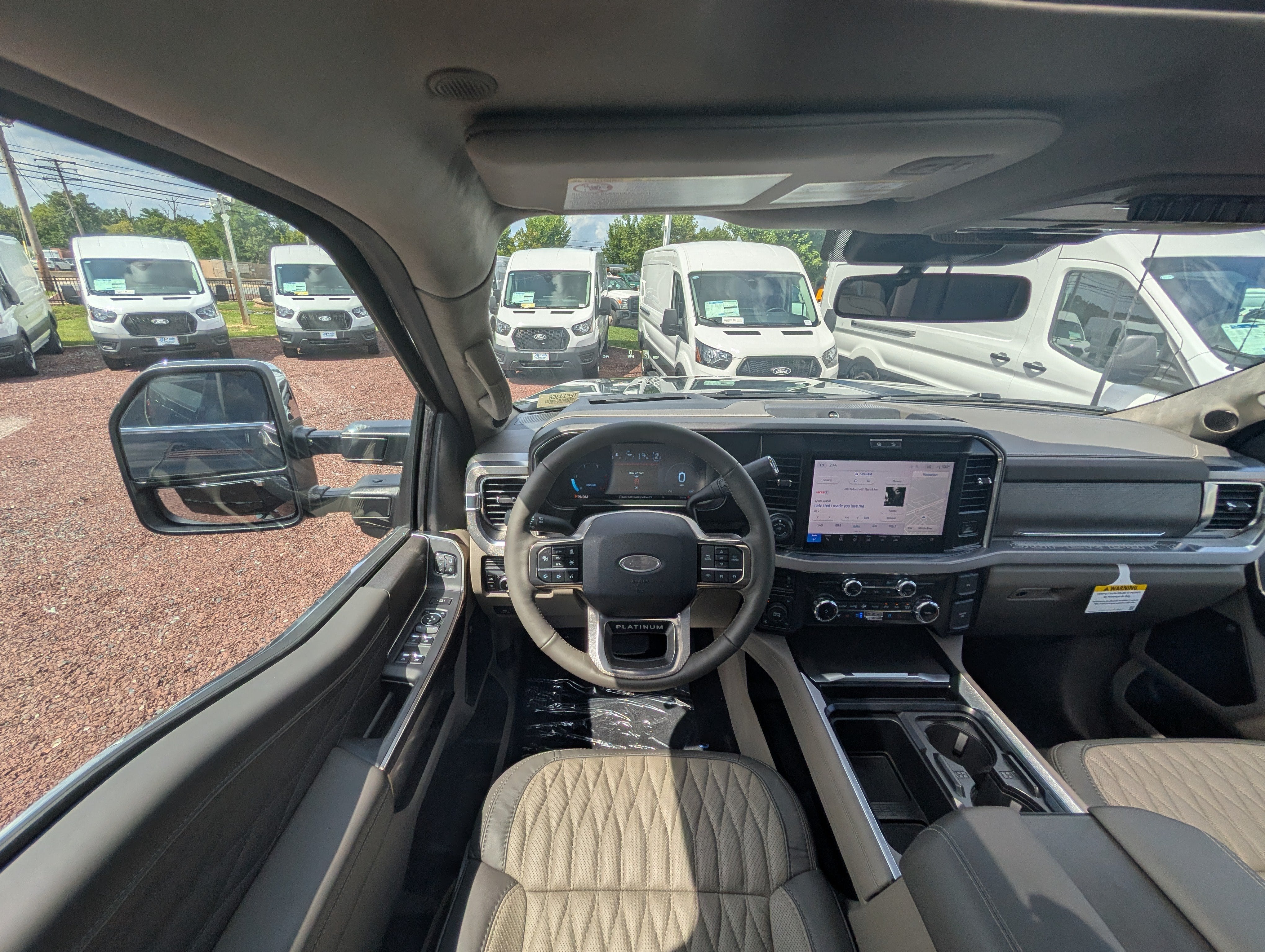2026 Ford Super Duty F-250 SRW LARIAT