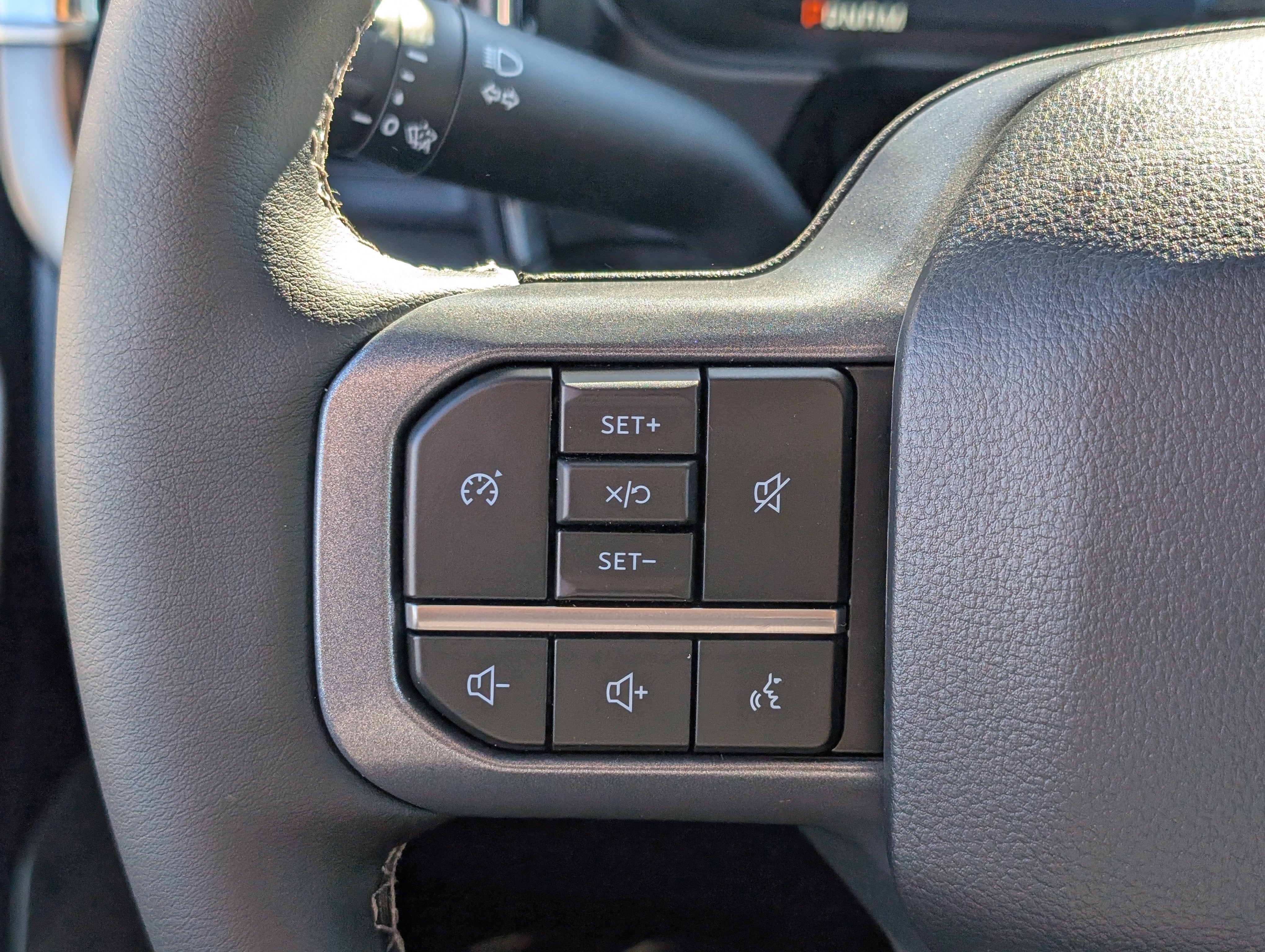 2027 Ford Super Duty F-250 SRW LARIAT