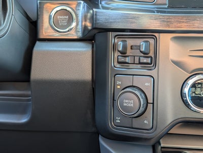2027 Ford Super Duty F-250 SRW LARIAT
