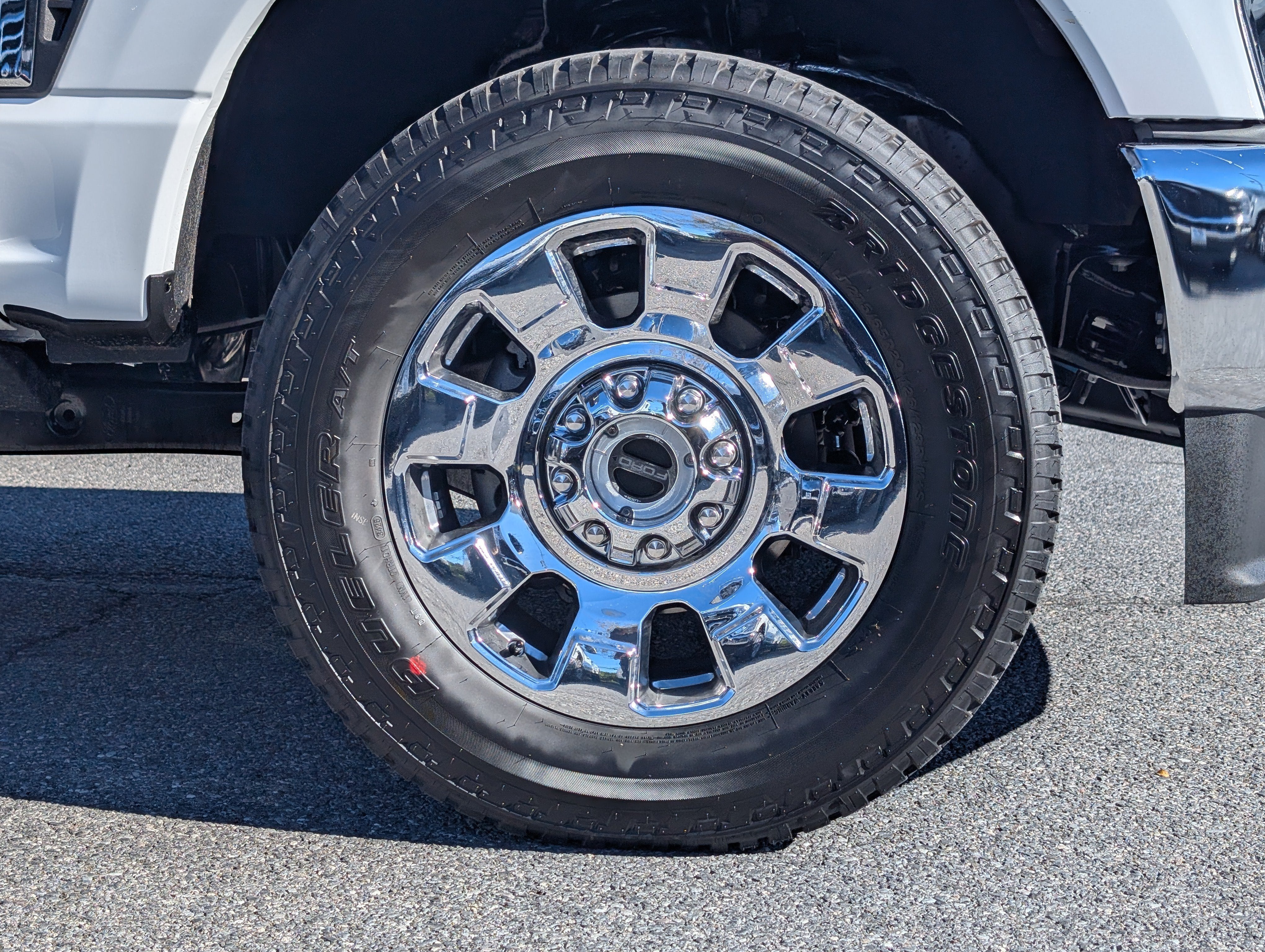2027 Ford Super Duty F-250 SRW LARIAT