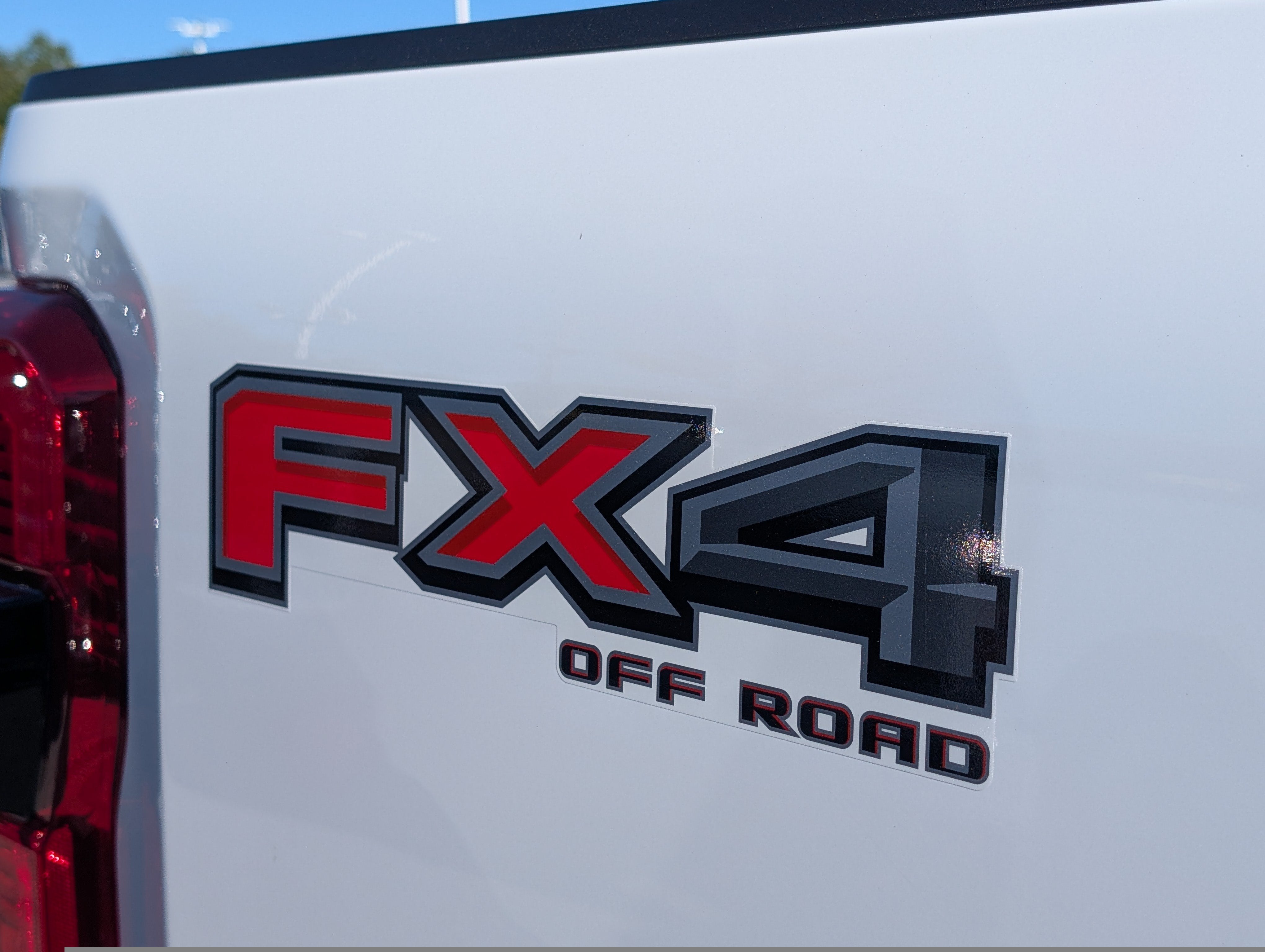 2027 Ford Super Duty F-250 SRW LARIAT