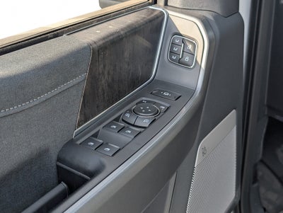 2027 Ford Super Duty F-250 SRW LARIAT