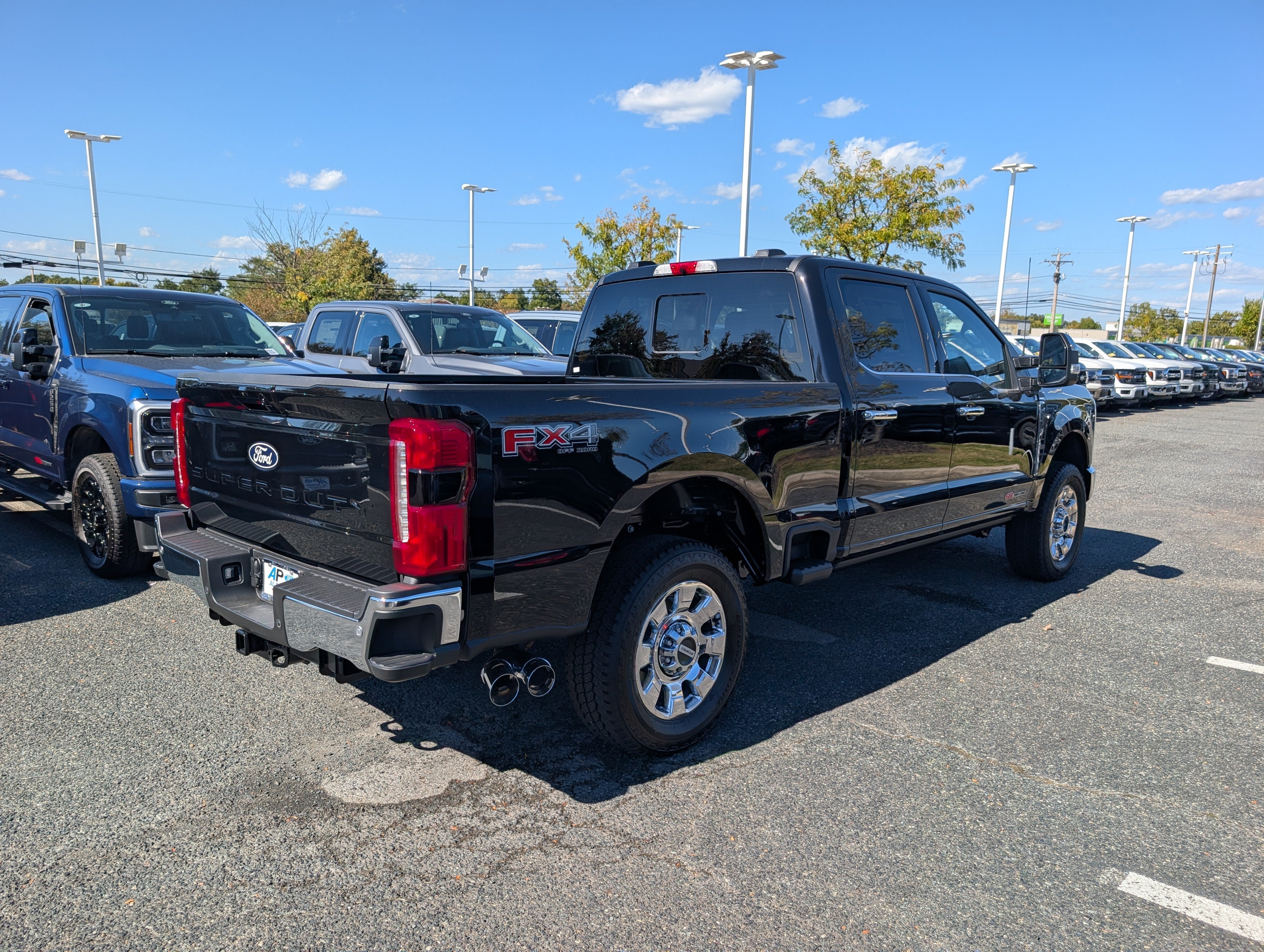 2027 Ford Super Duty F-250 SRW LARIAT