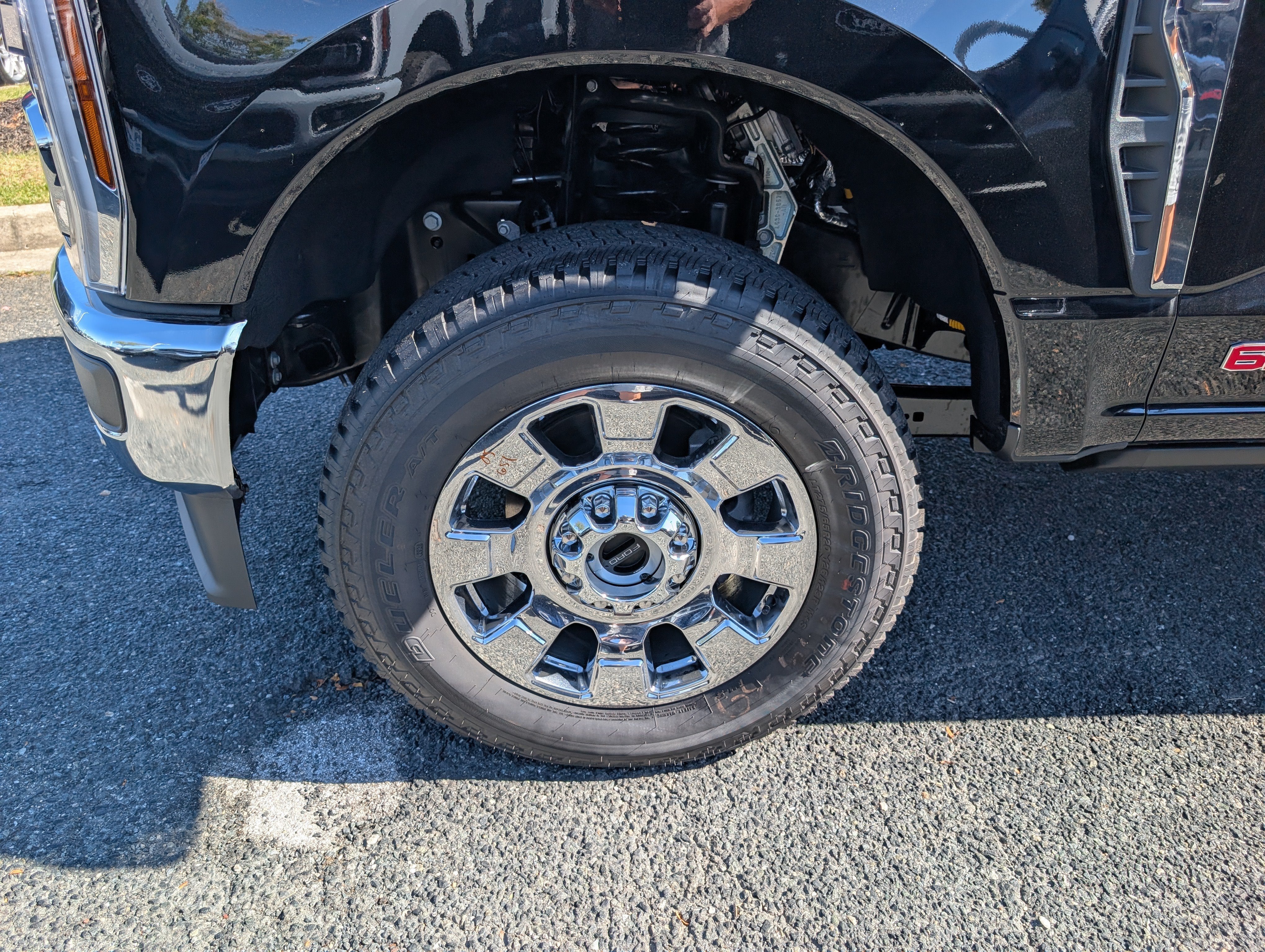 2027 Ford Super Duty F-250 SRW LARIAT