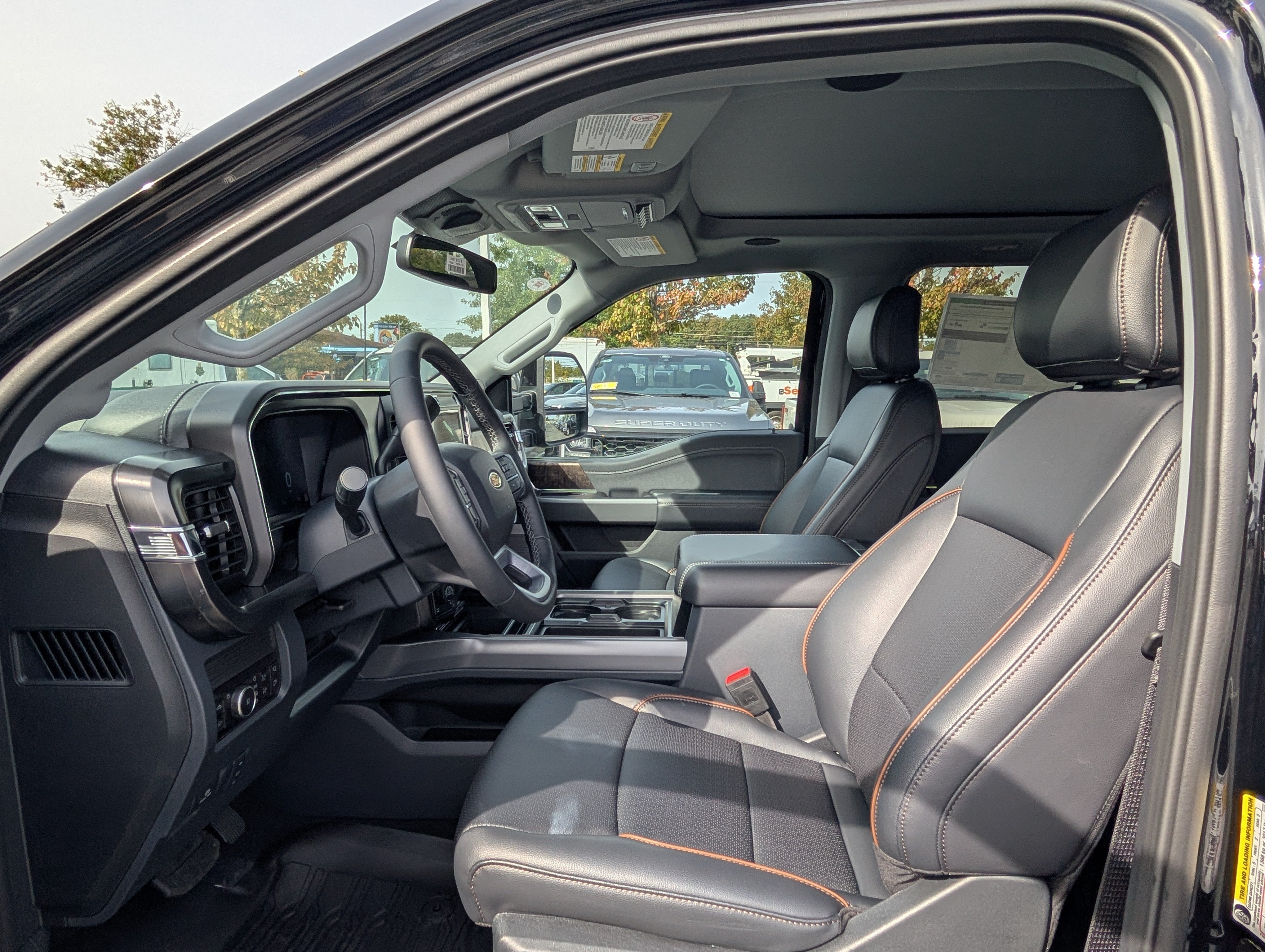 2027 Ford Super Duty F-250 SRW LARIAT