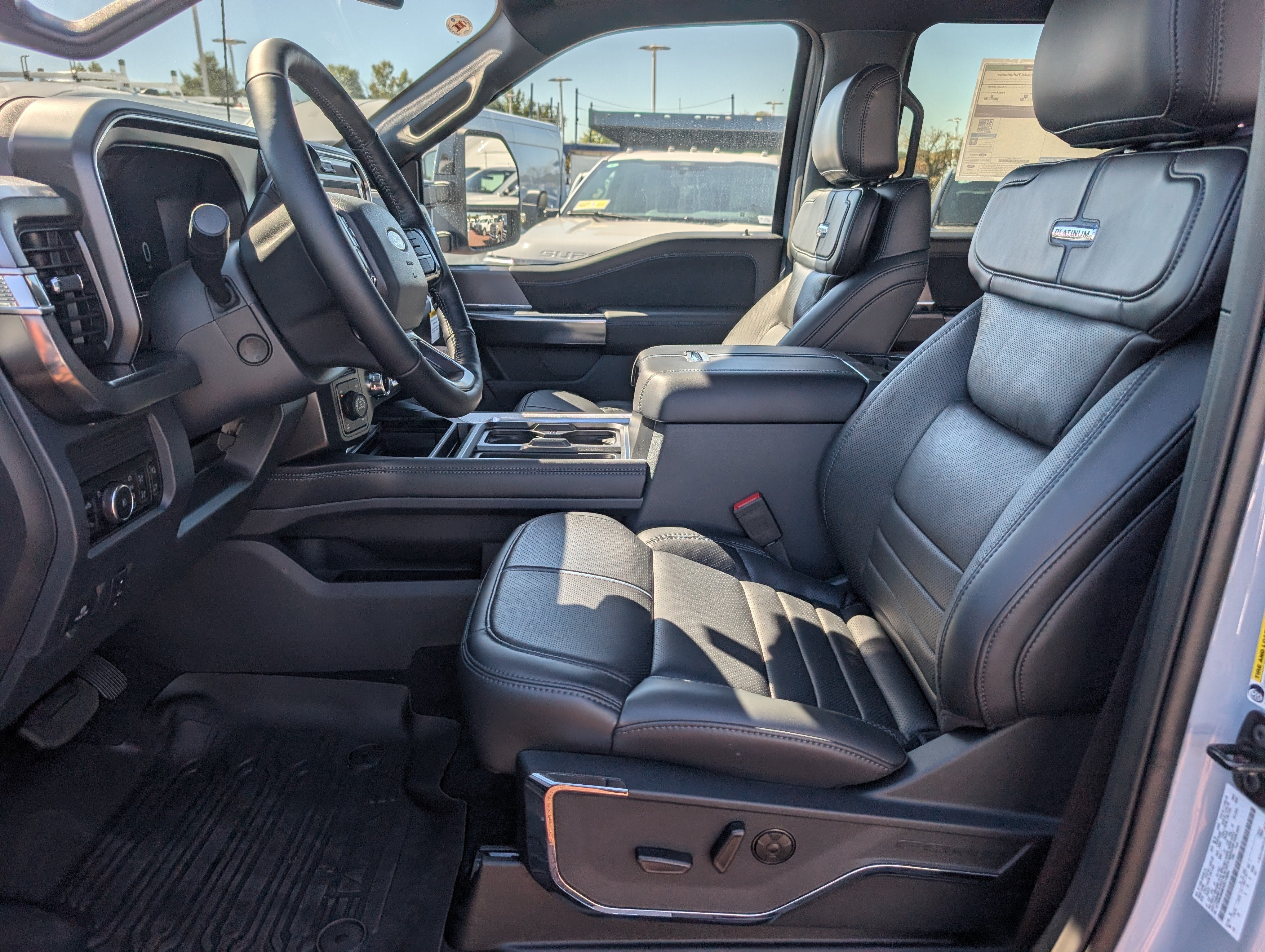 2027 Ford Super Duty F-250 SRW Platinum