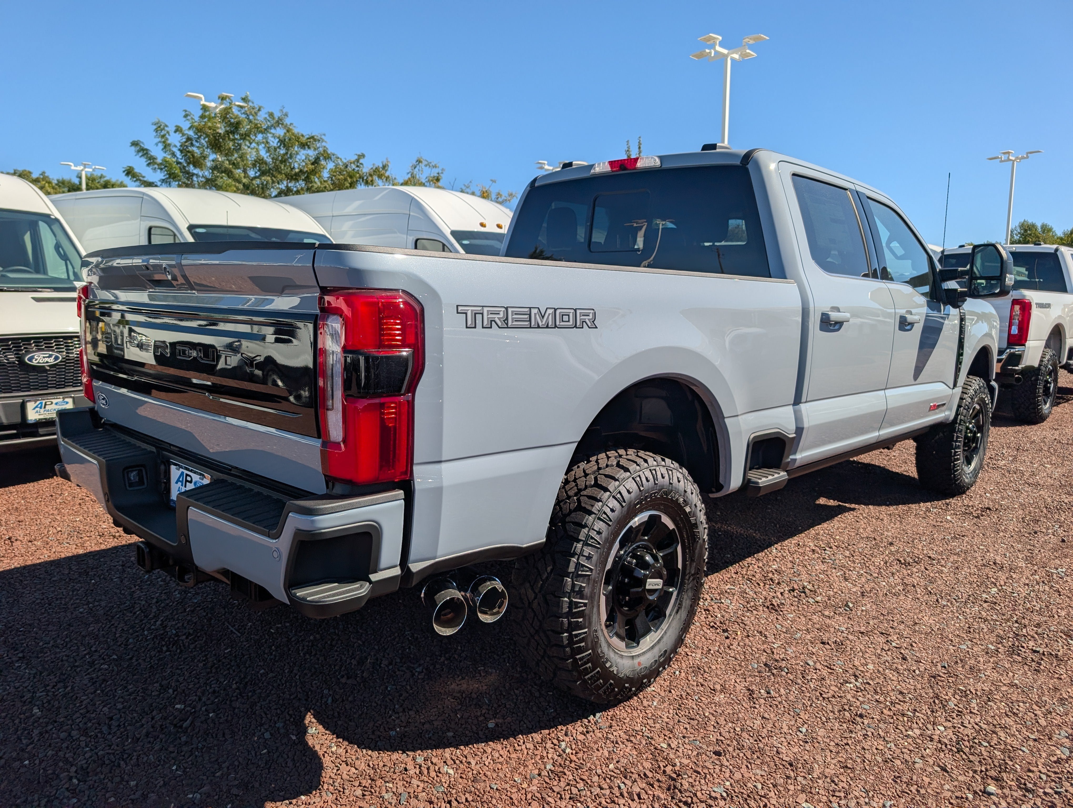 2027 Ford Super Duty F-250 SRW Platinum