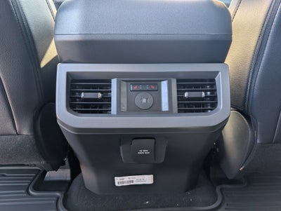 2027 Ford Super Duty F-250 SRW LARIAT