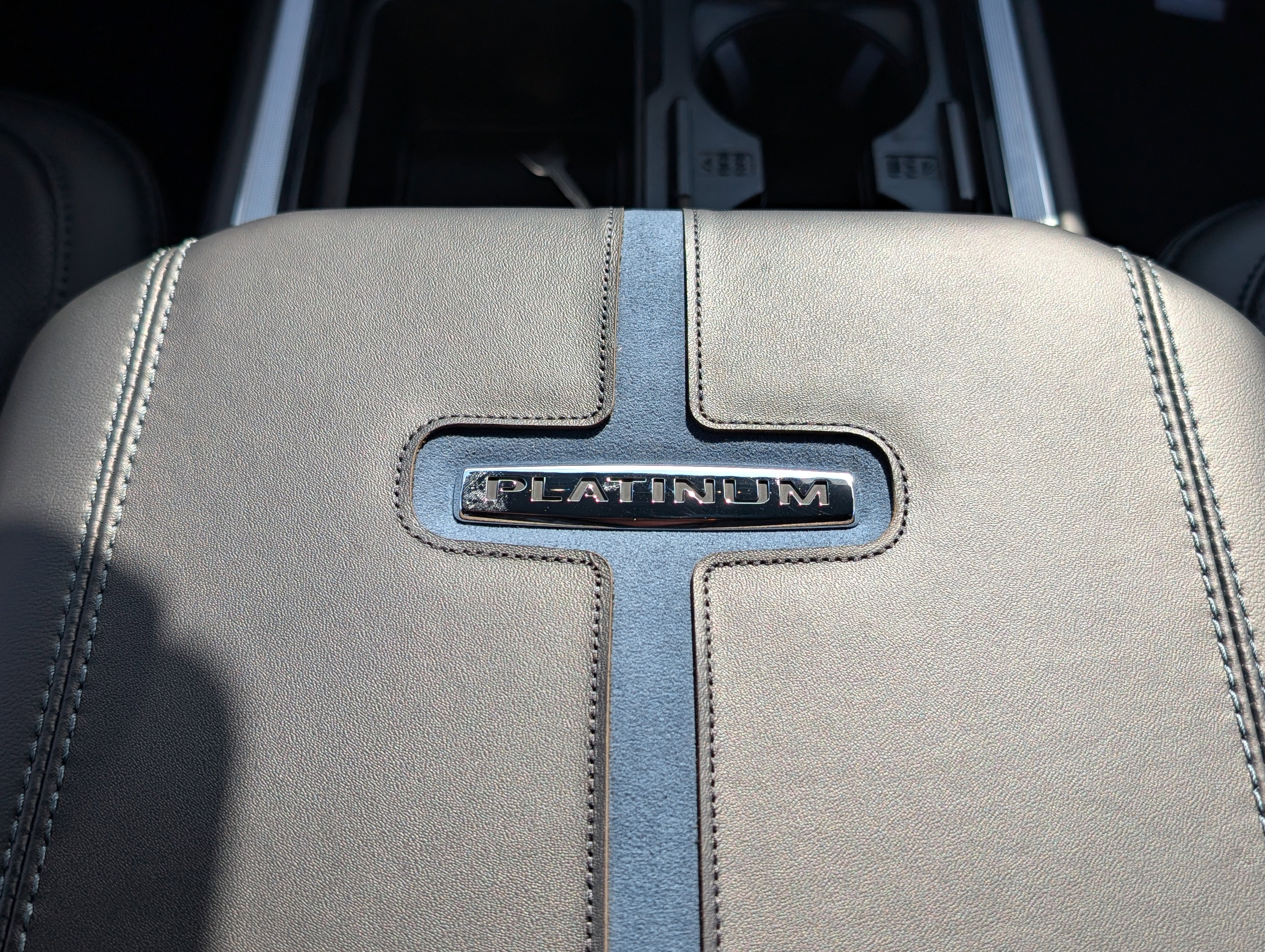 2026 Ford Super Duty F-250 SRW Platinum