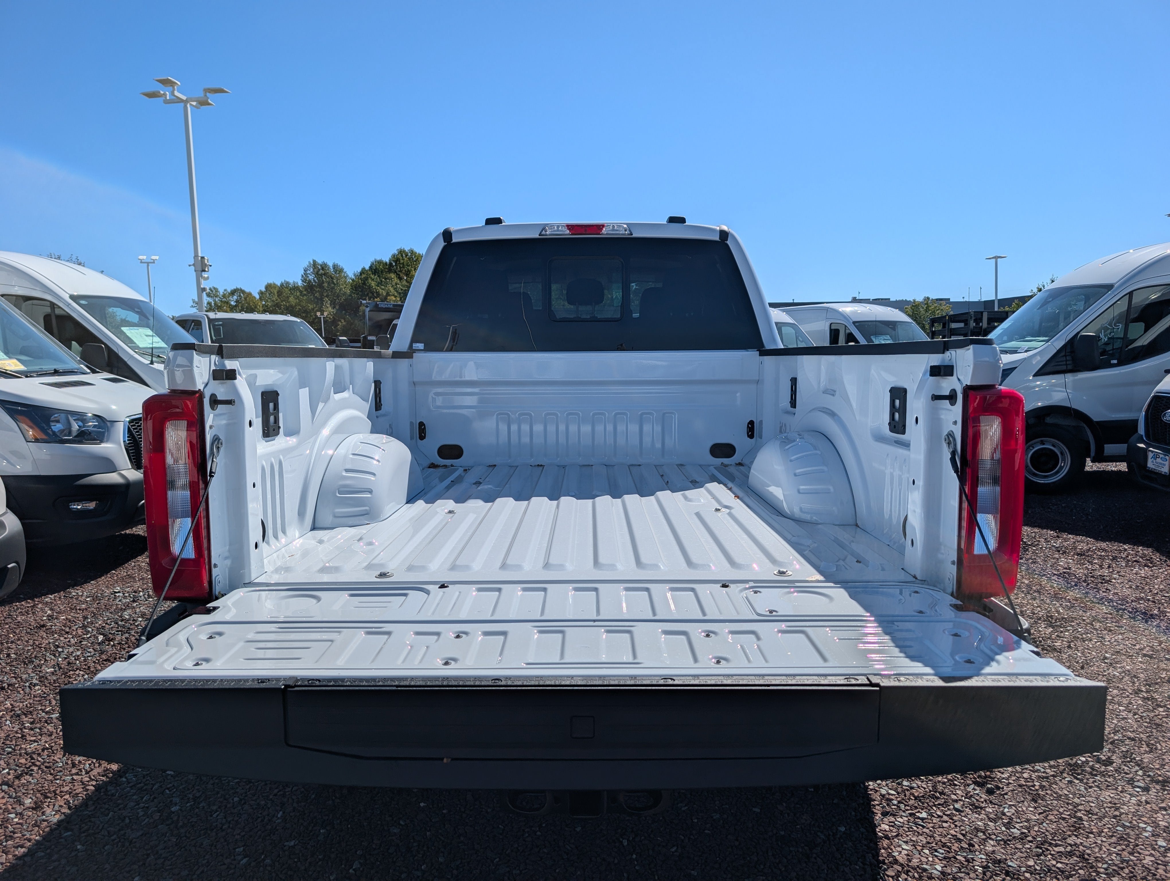 2027 Ford Super Duty F-250 SRW XLT