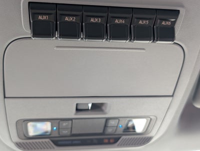 2027 Ford Super Duty F-250 SRW XLT