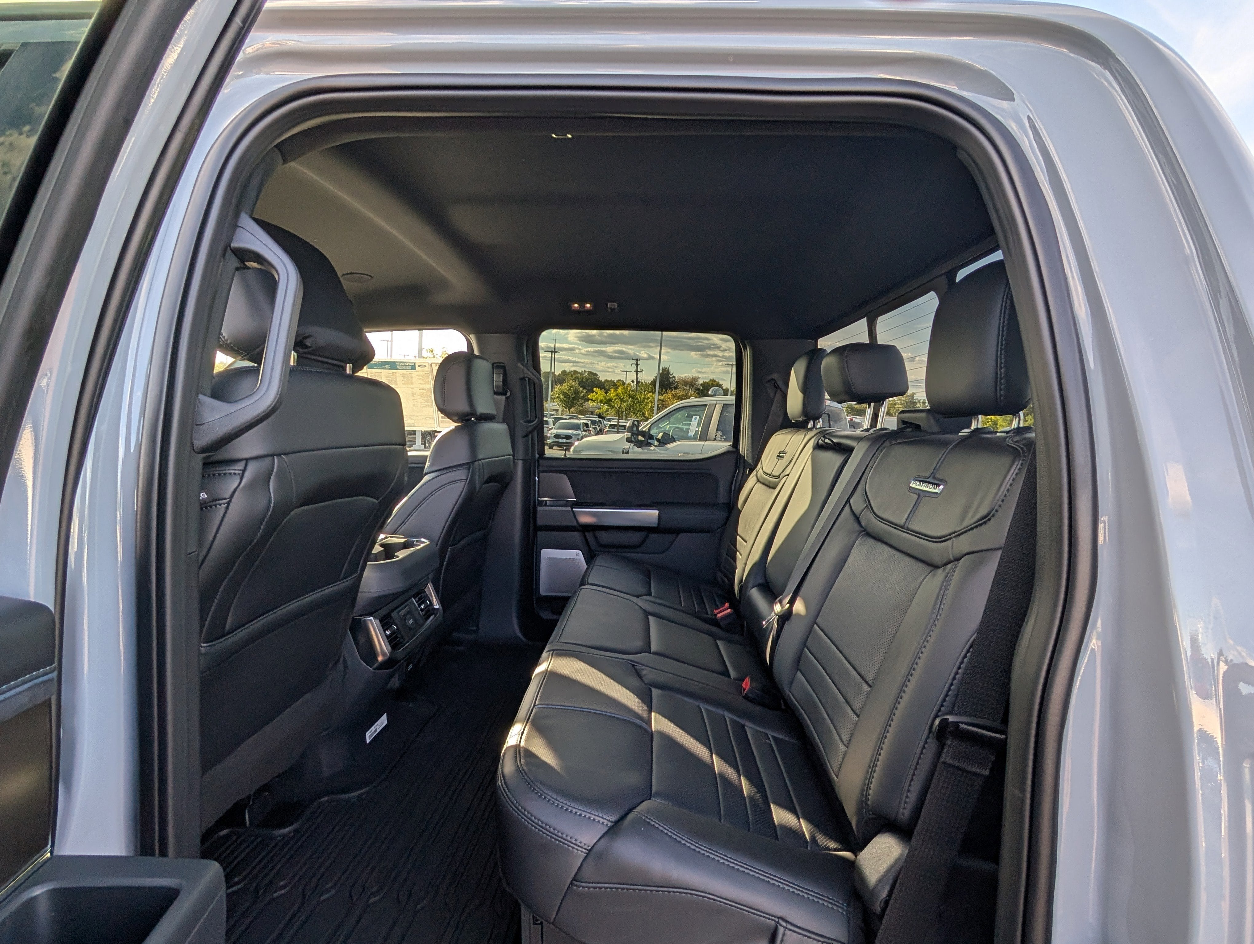 2026 Ford Super Duty F-250 SRW Platinum