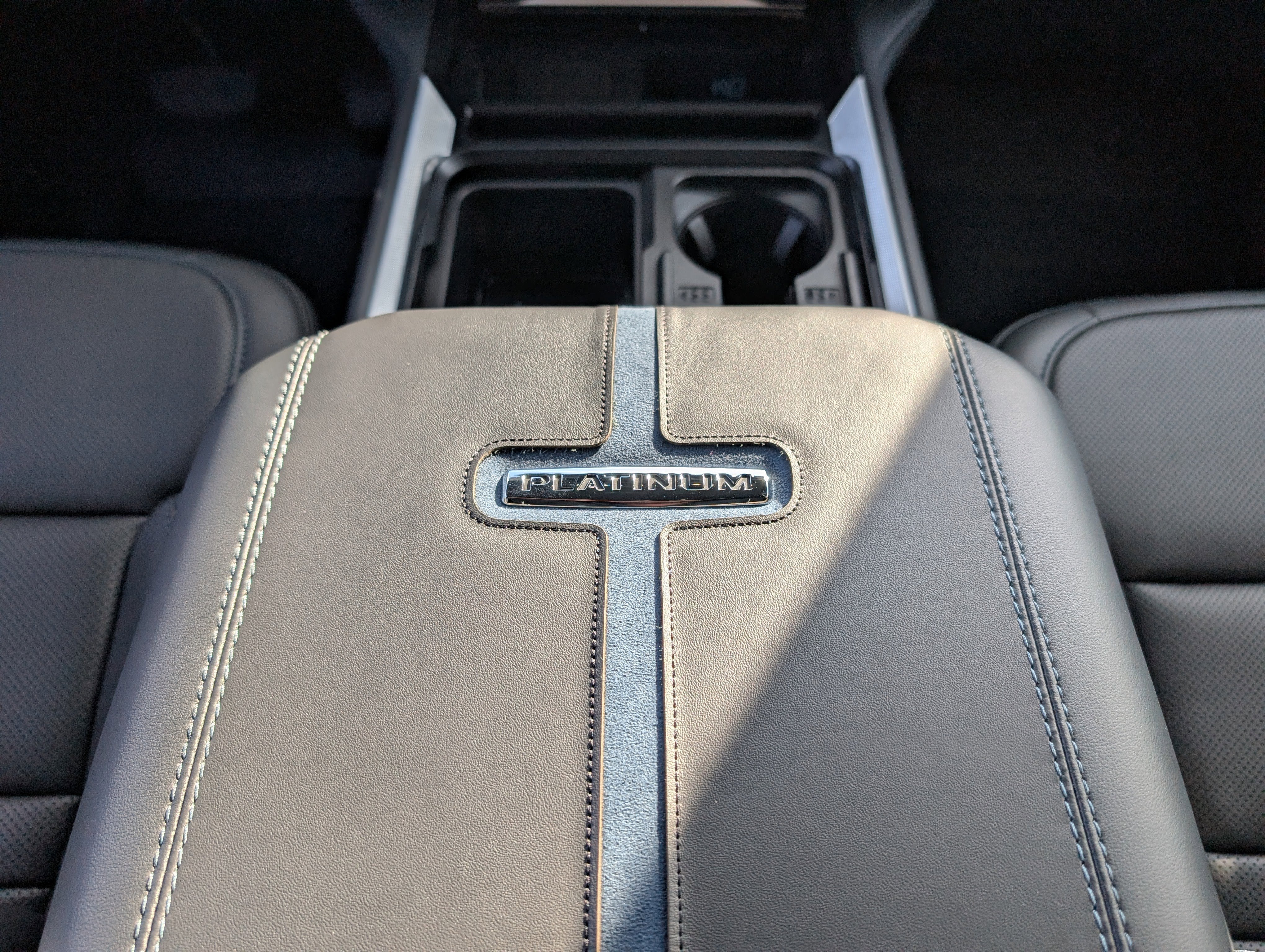 2026 Ford Super Duty F-250 SRW Platinum